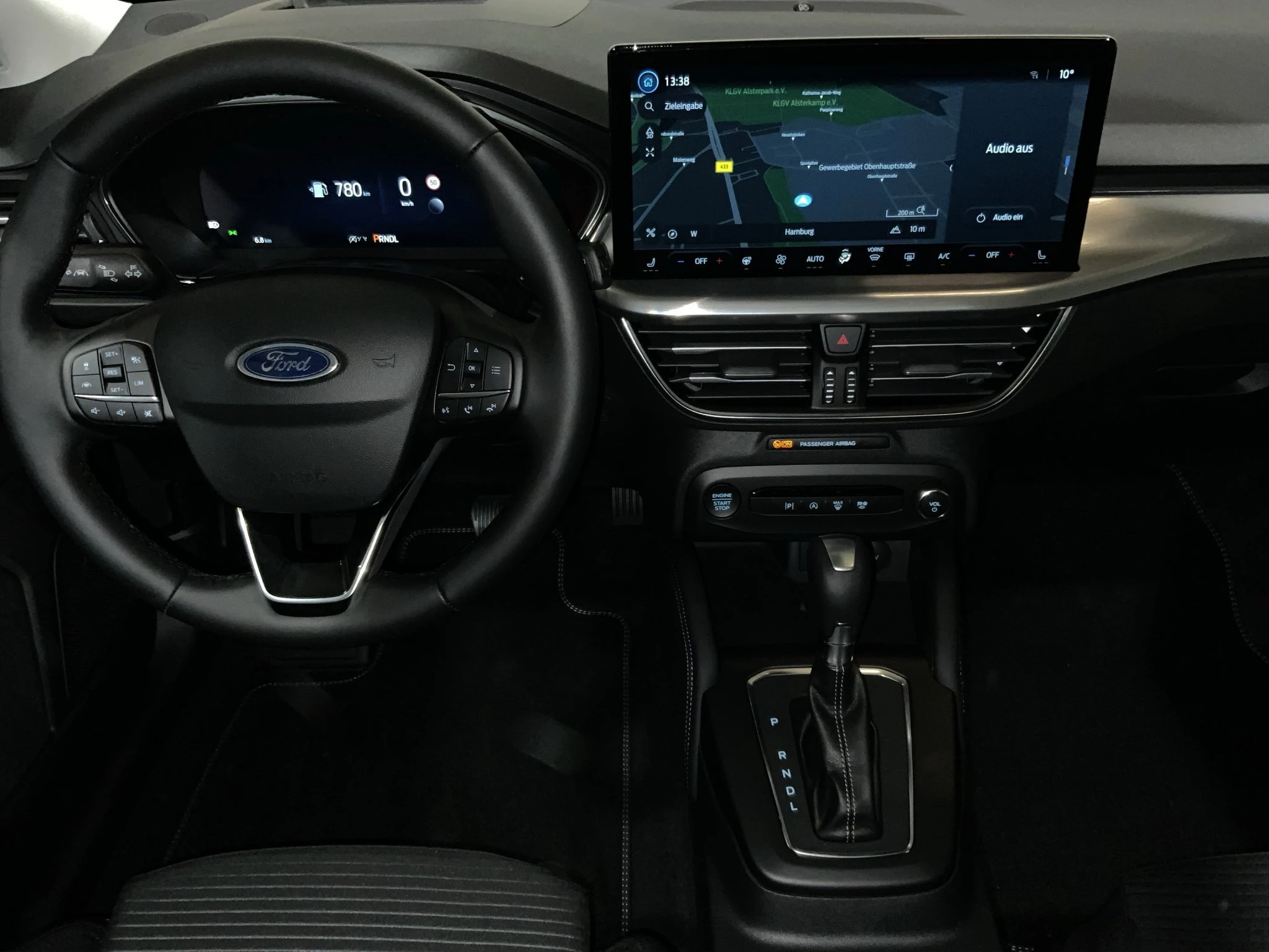Ford Focus Titanium X Lim. 1.0 EcoBoost Hybrid 114kW(155PS) Aut. Panor.-Dach