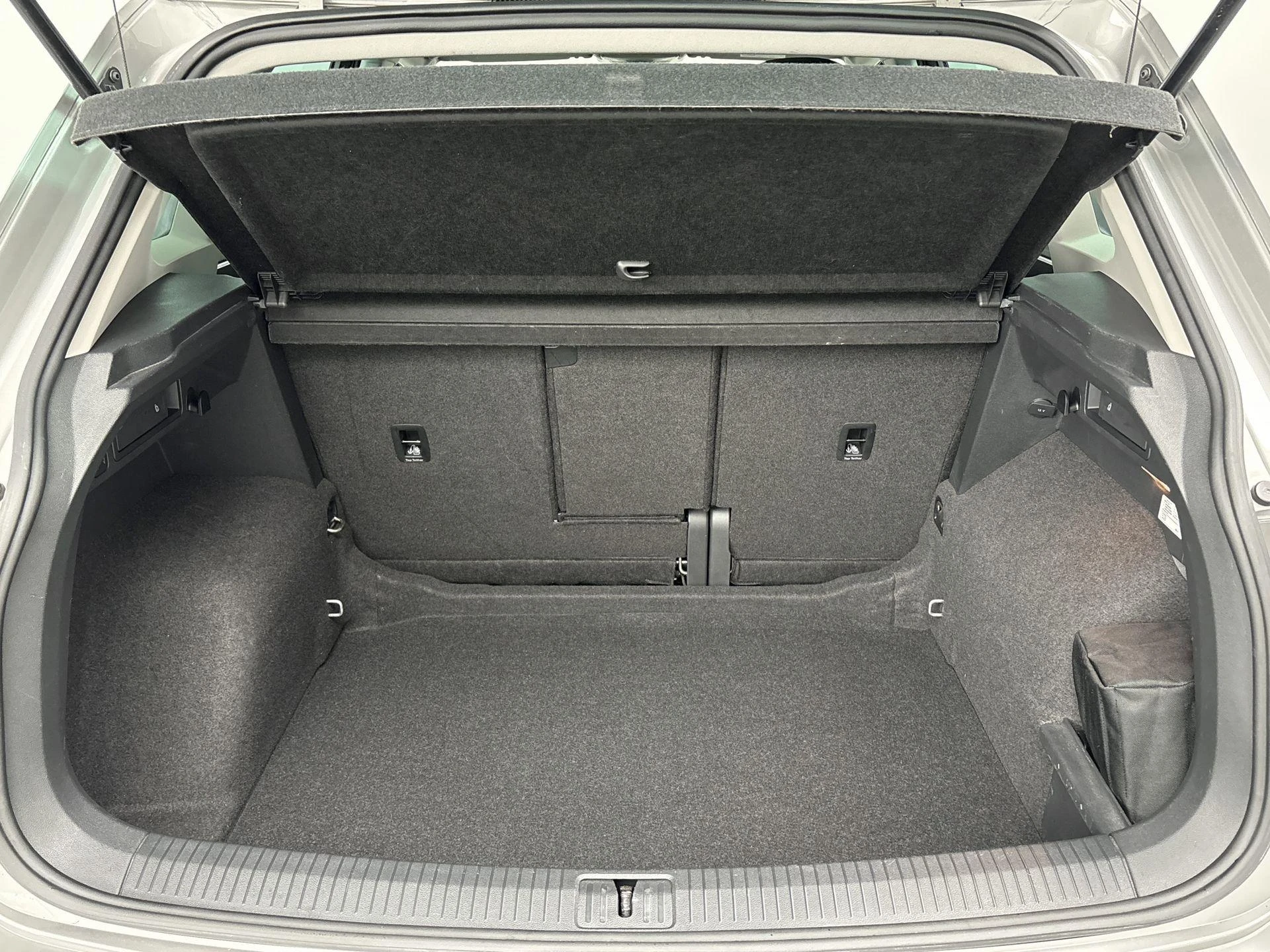 Volkswagen-Tiguan-image-21