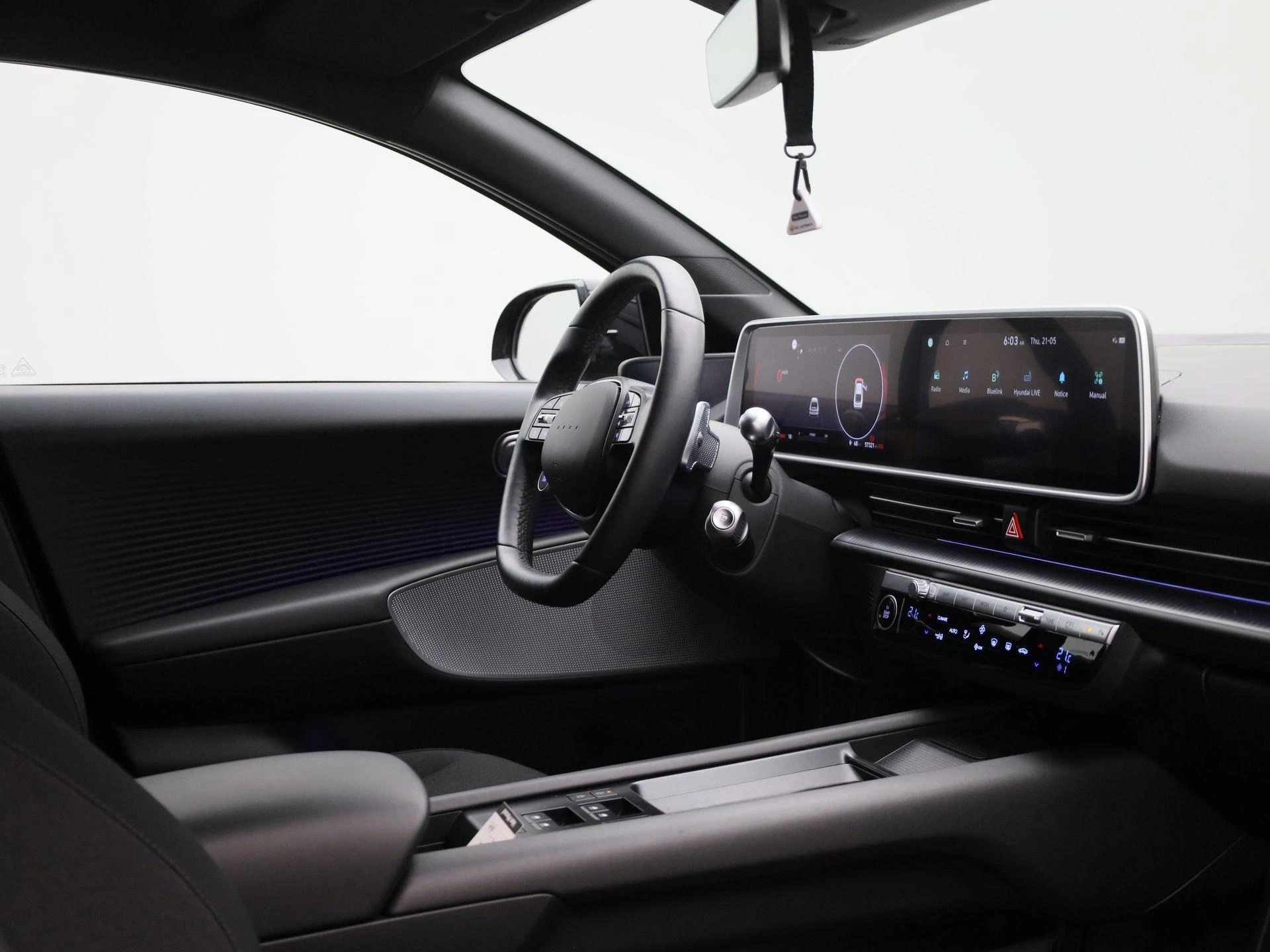 Hyundai-IONIQ 6-image-34