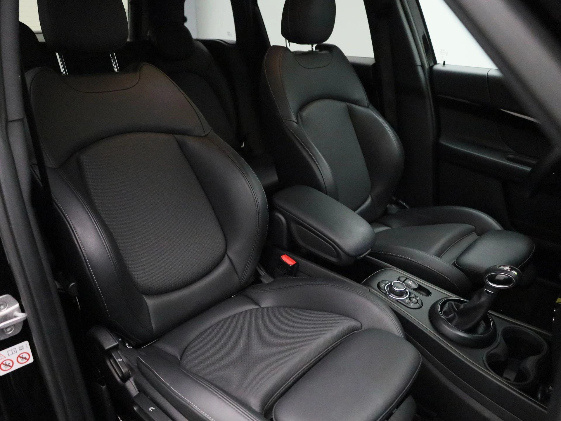 MINI-Countryman-image-40