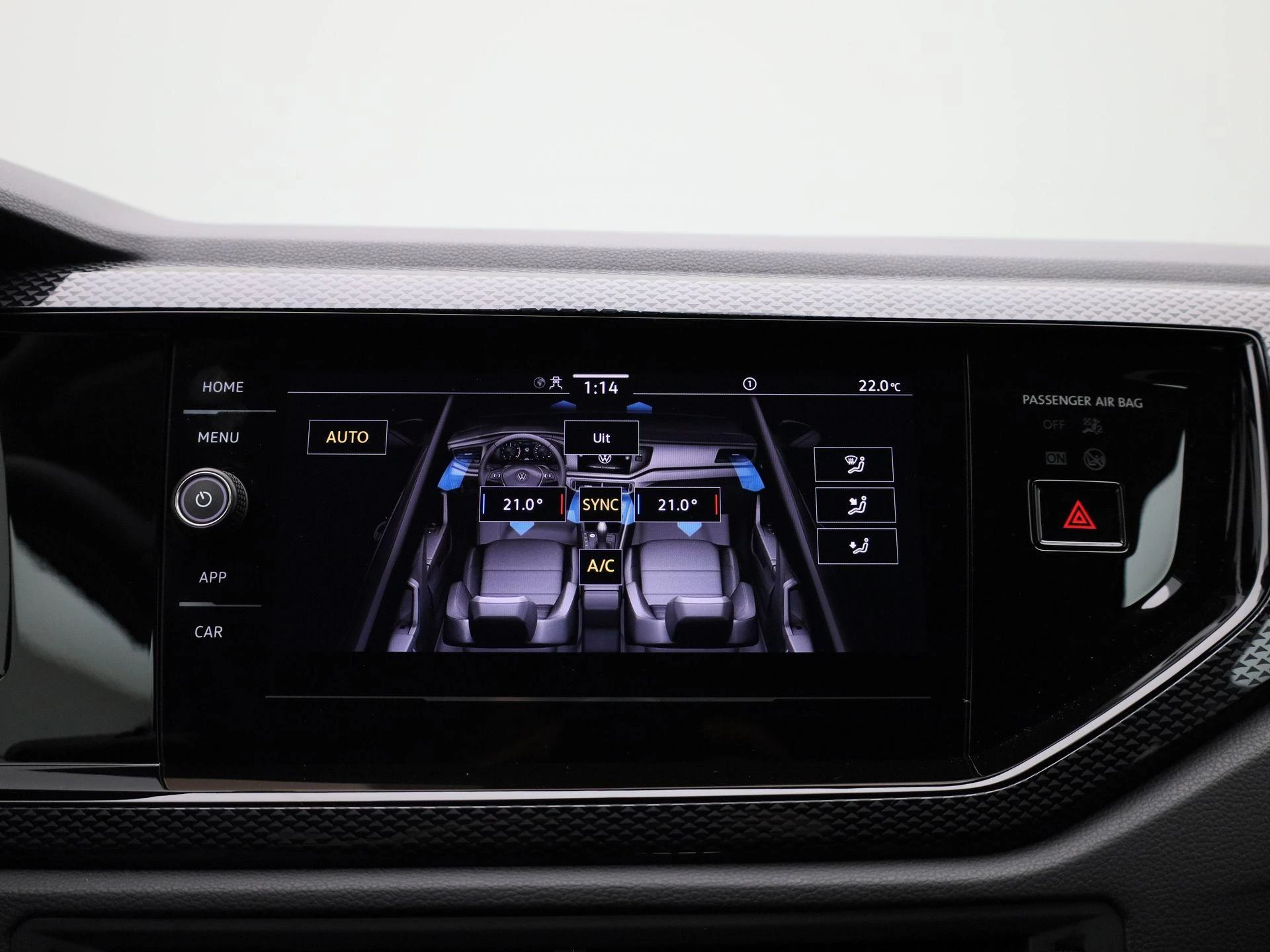 Volkswagen-Polo-image-24