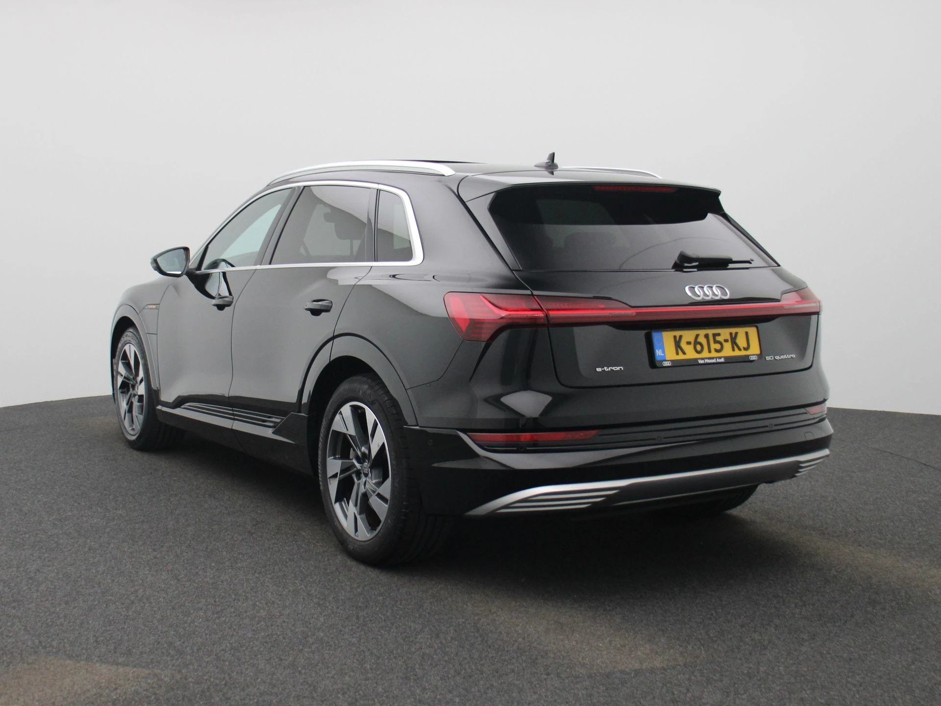 Audi-e-tron-image-1