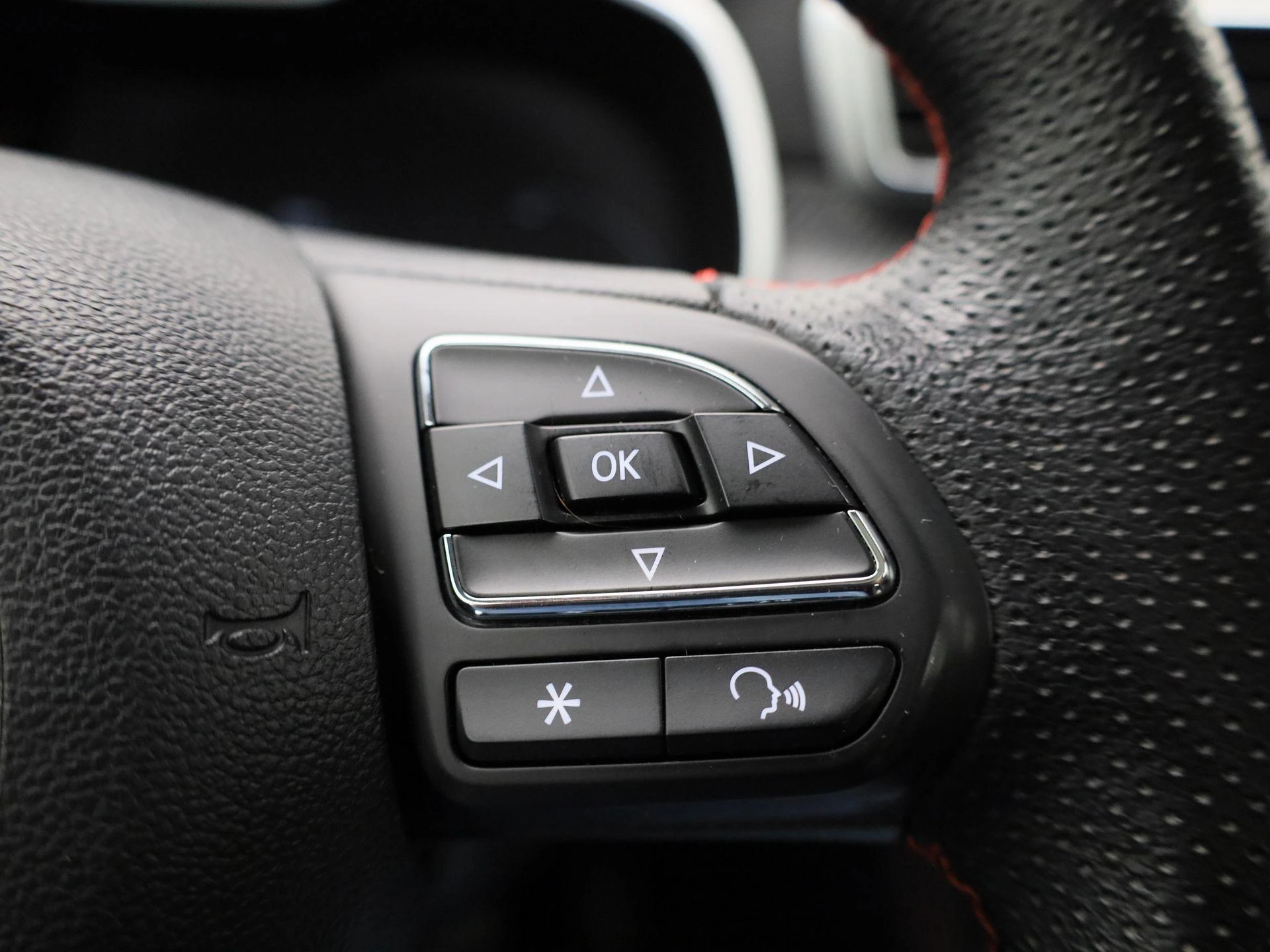 MG-ZS EV-image-16