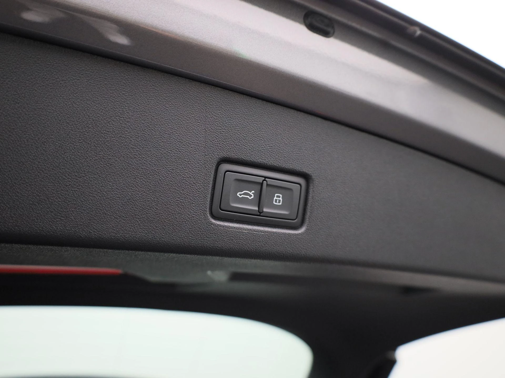 Audi-Q4 e-tron-image-12