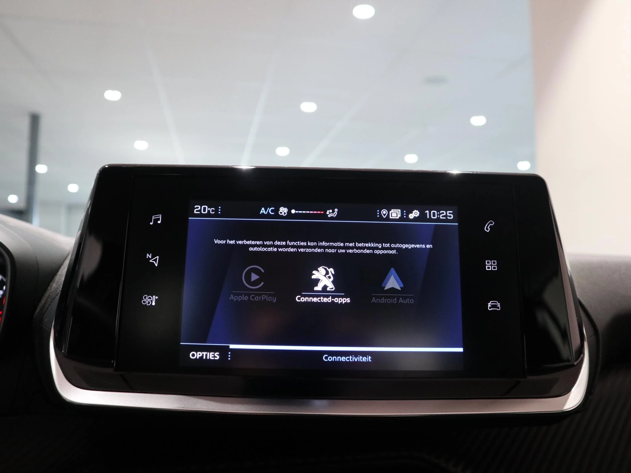 Peugeot-208-image-18