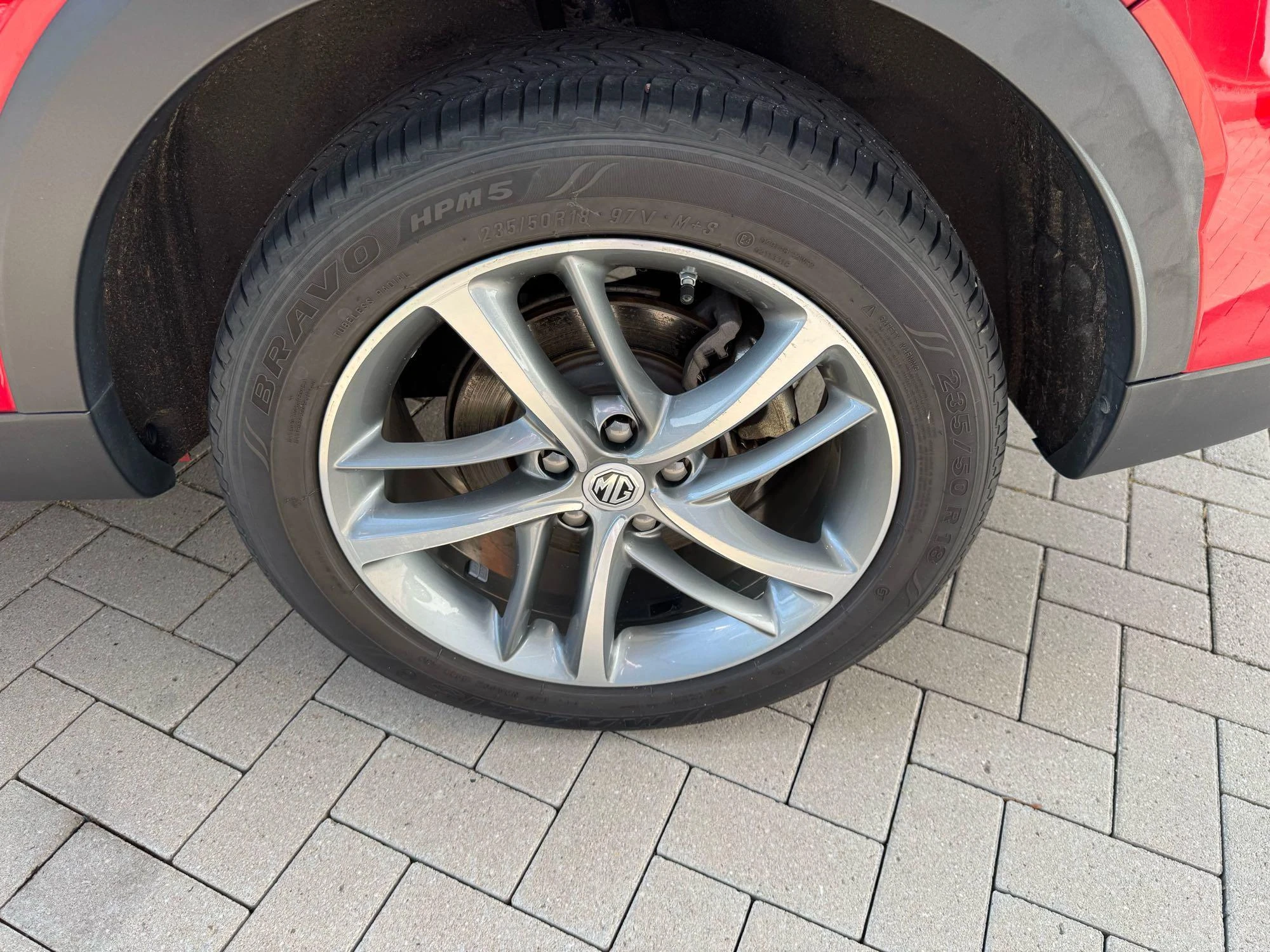 MG EHS 1.5 TGDI Luxury