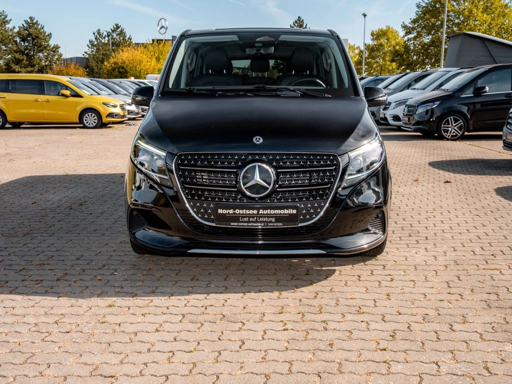 Mercedes-Benz-V-Klasse 300-image-3