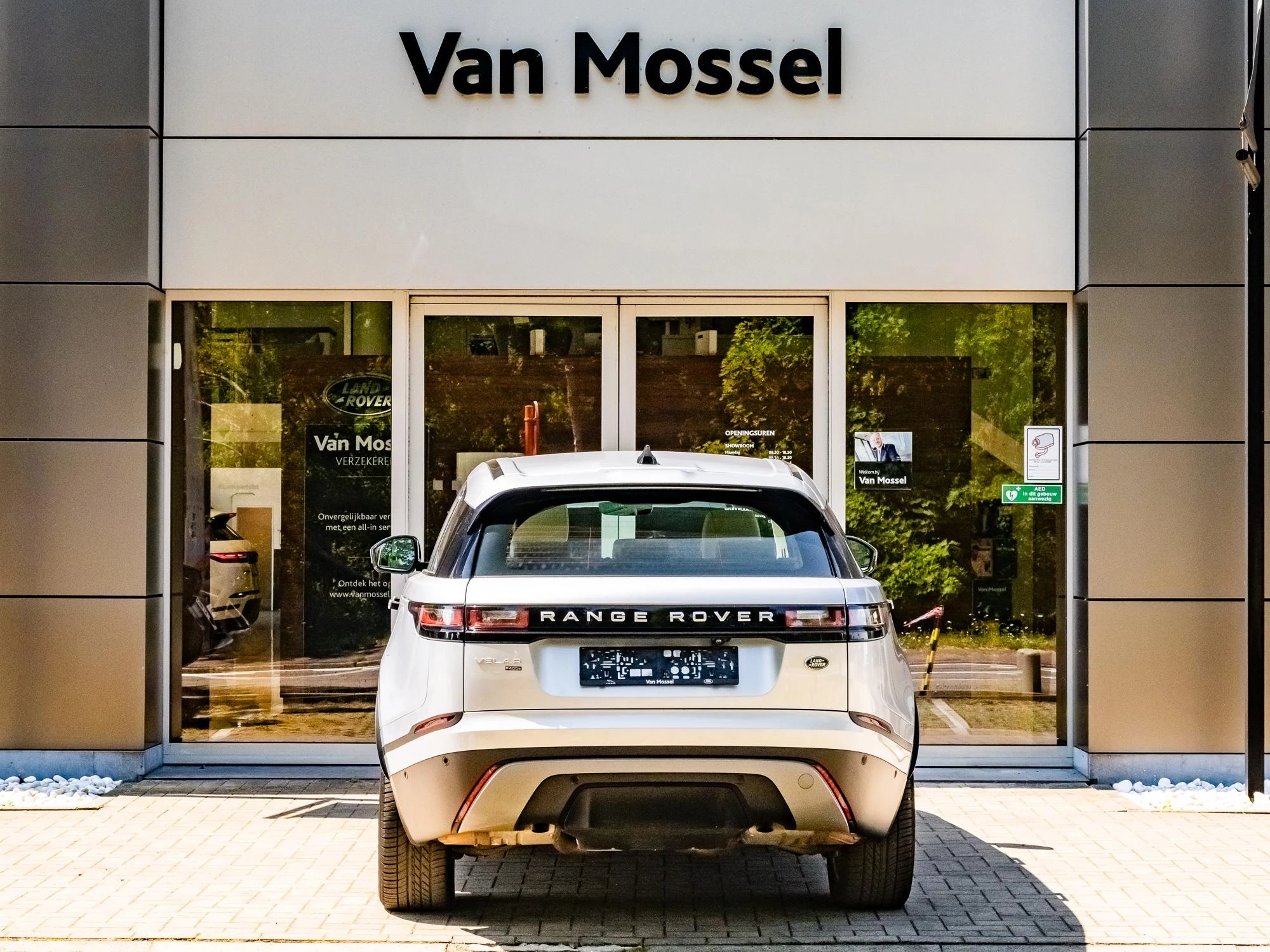 Land Rover Range Rover Velar Range Rover P400e AWD Auto. 21MY