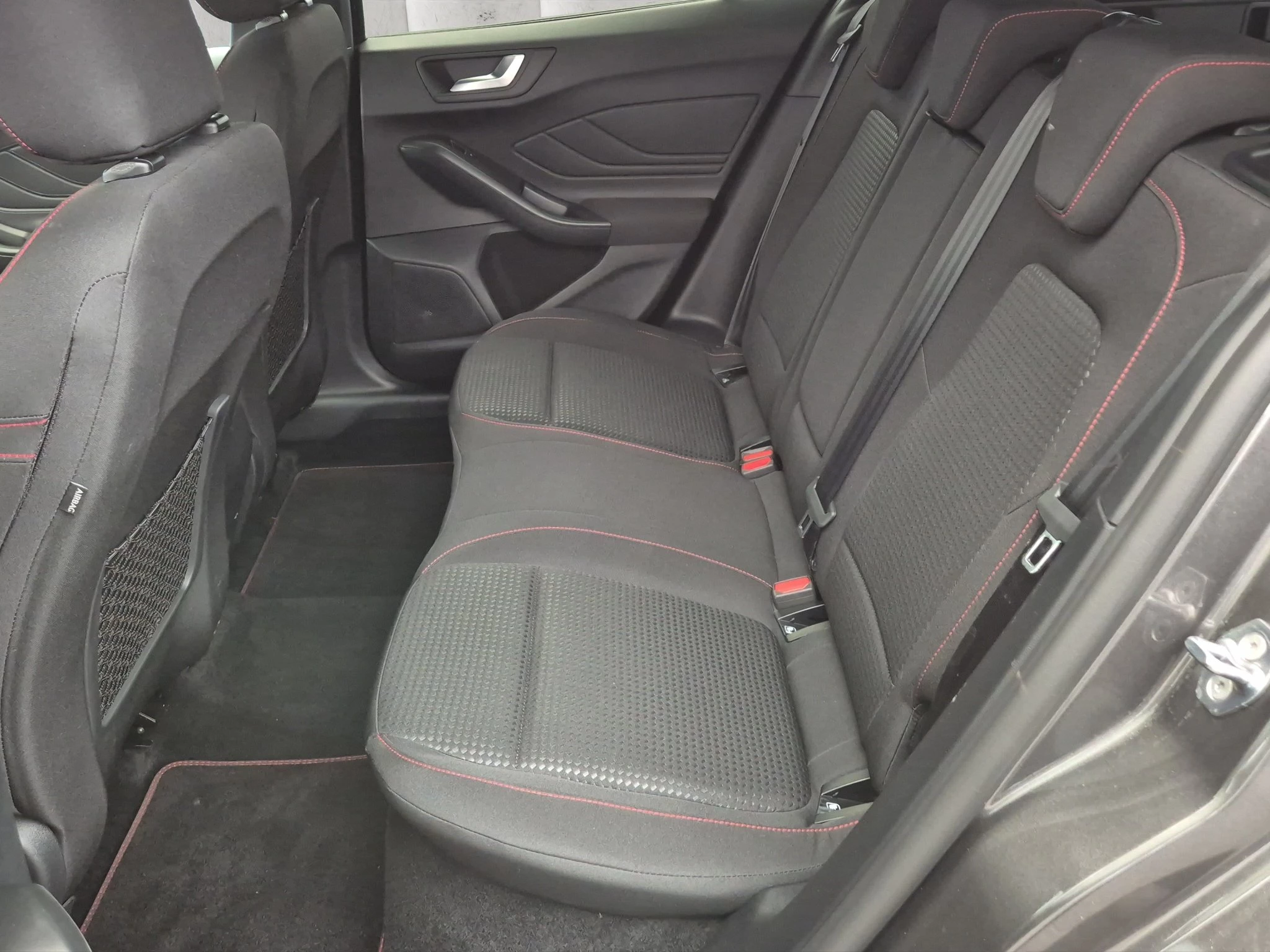 Ford Focus ST-Line X Turnier Aut.*AHK*ACC*HUD*KAM*NAVI*WINTER-PKT.