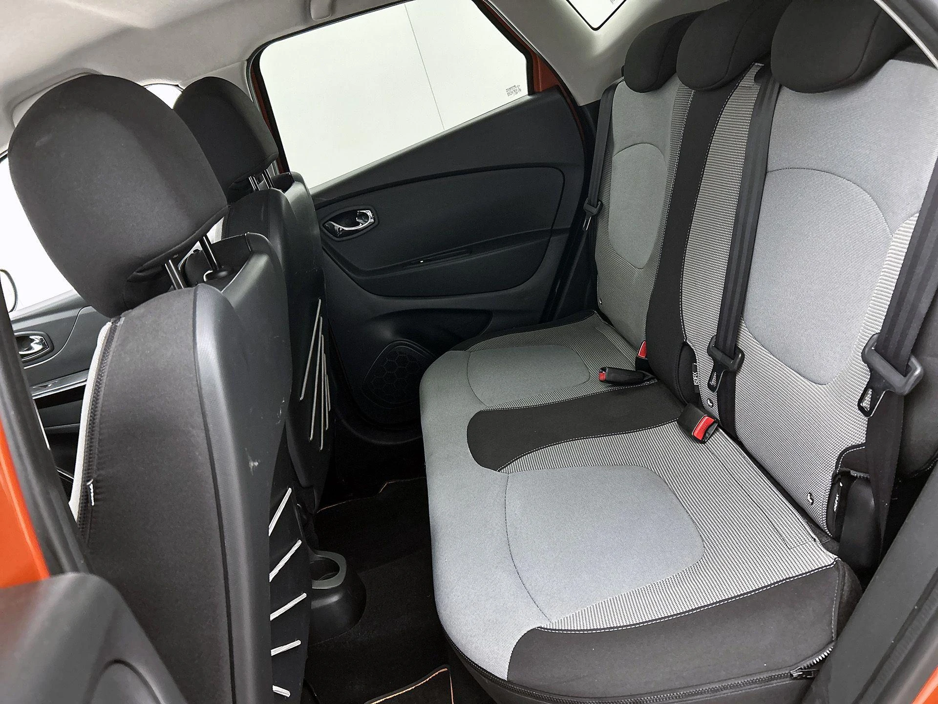 Renault-Captur-image-25