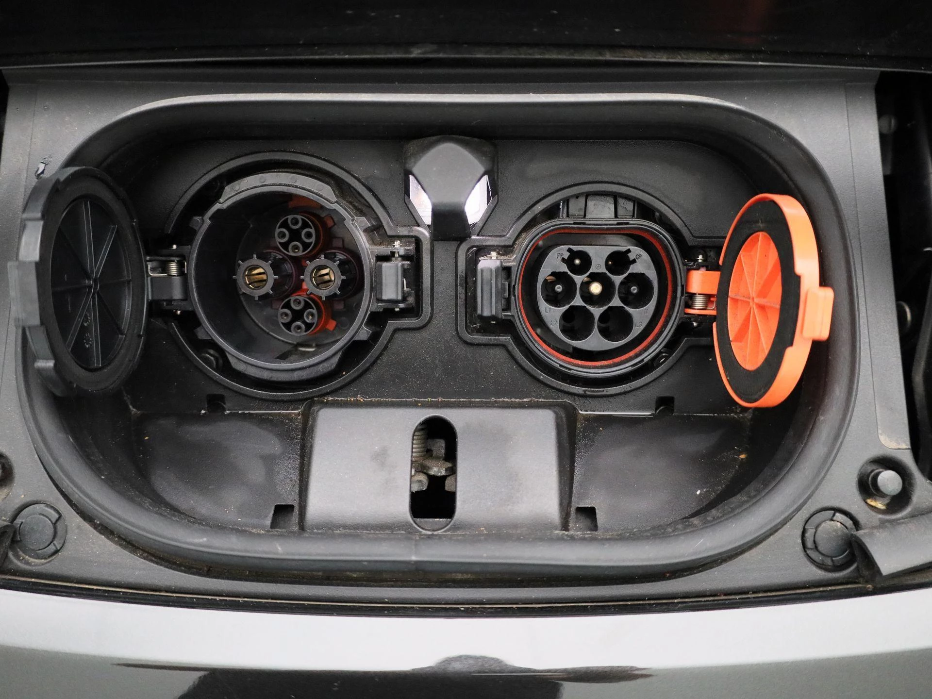 Nissan-Leaf-image-33