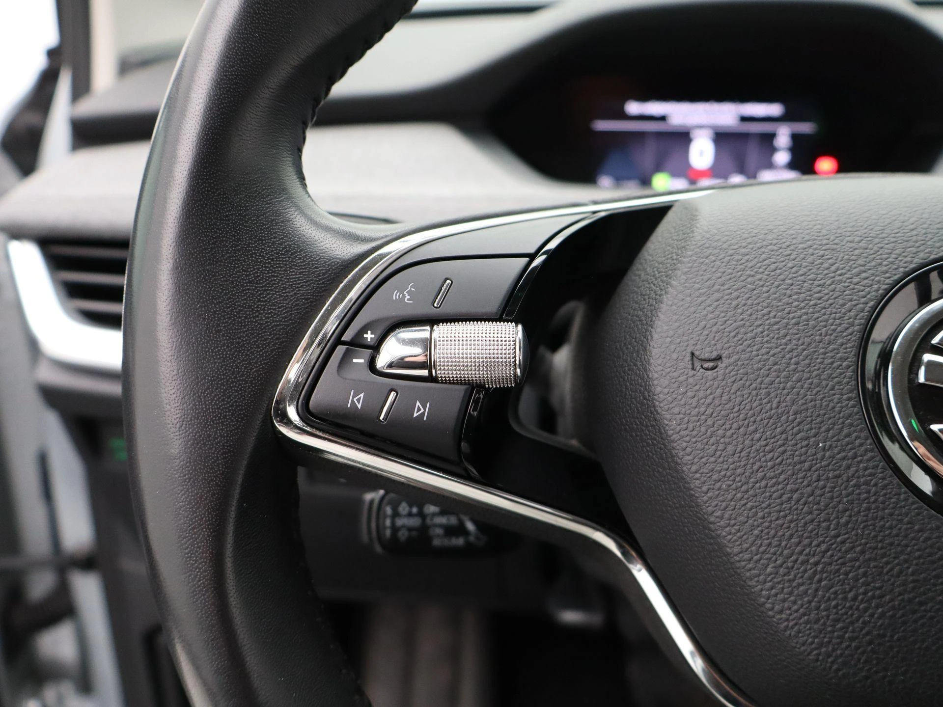 Škoda-Enyaq iV-image-18