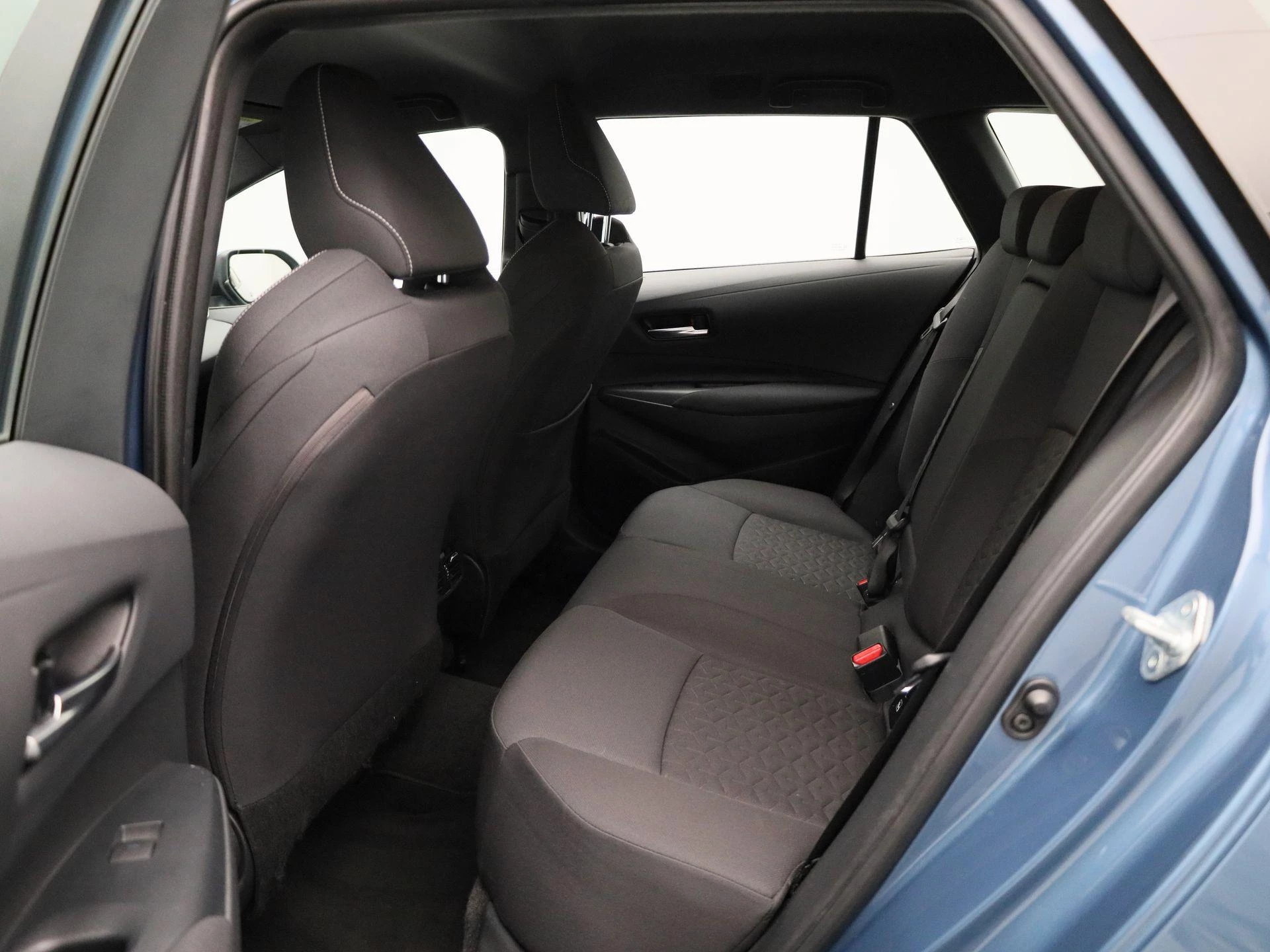 Toyota-Corolla Touring Sports-image-9