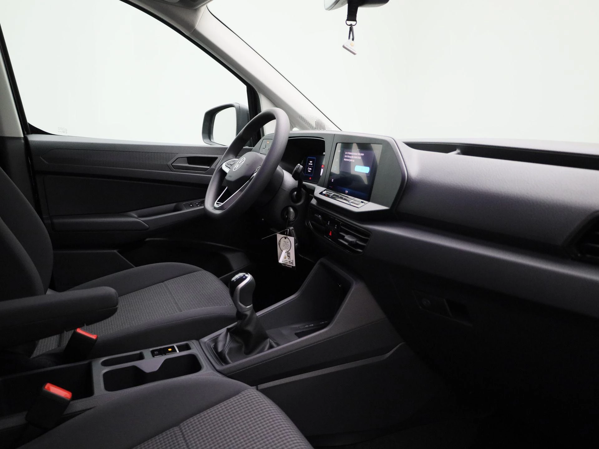 Volkswagen-Caddy-image-29