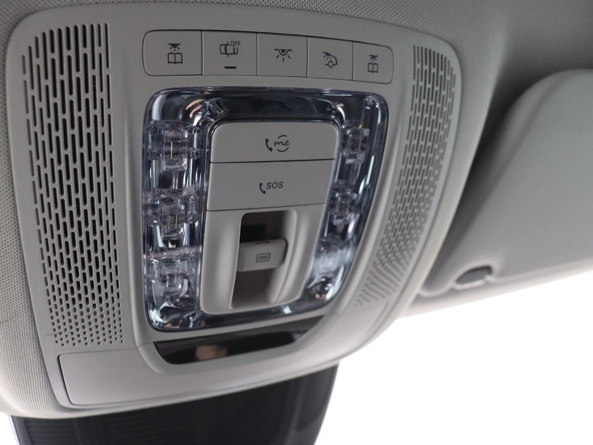 Mercedes-Benz-GLE-image-33