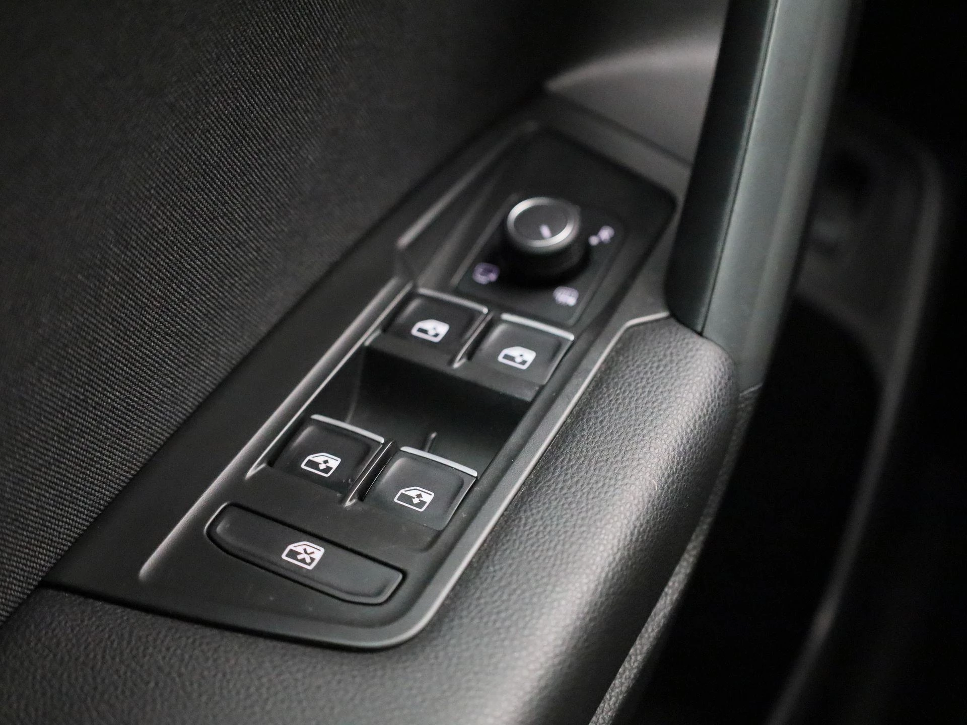 Volkswagen-Tiguan Allspace-image-28