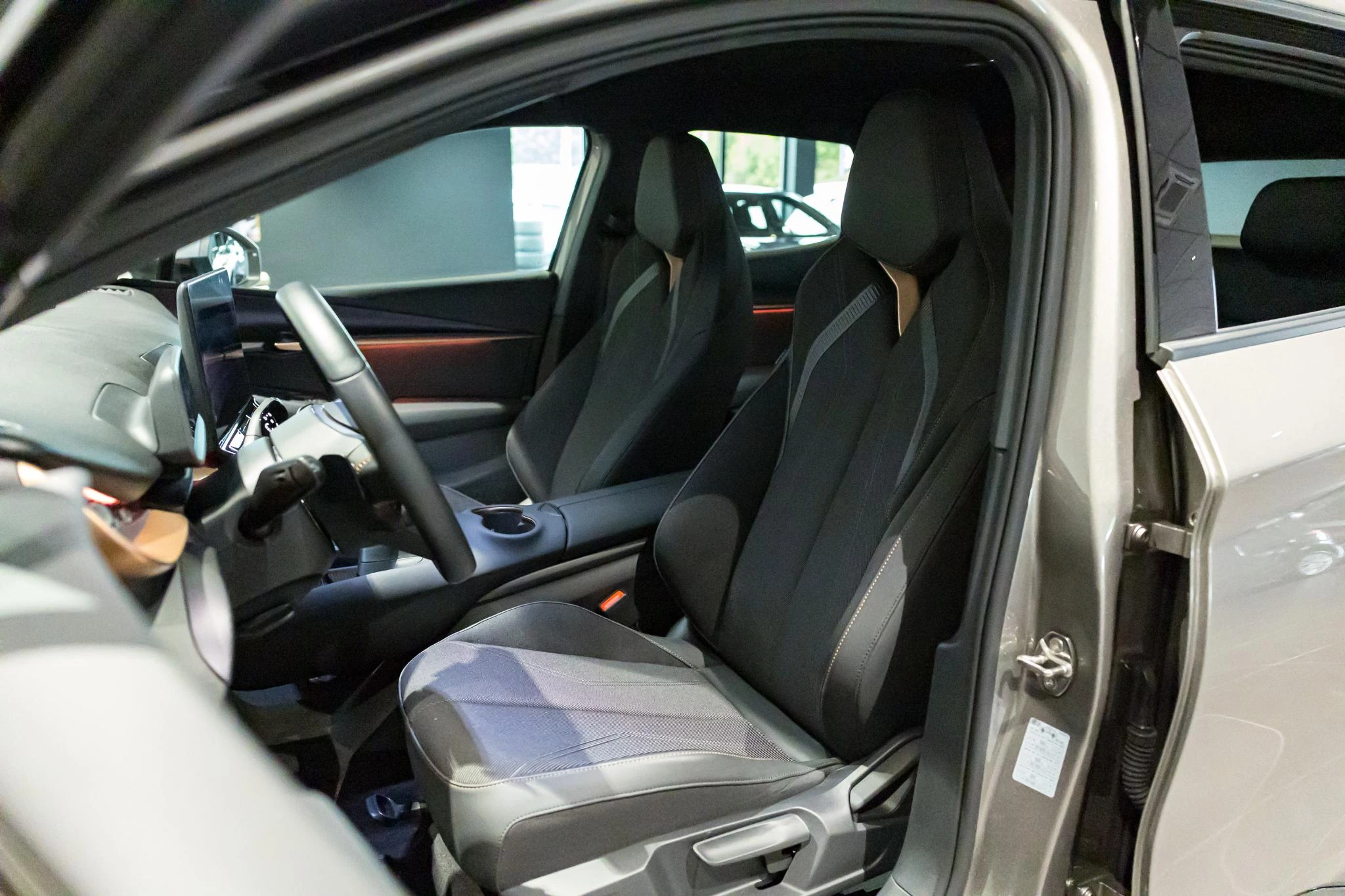 CUPRA-Tavascan-image-21