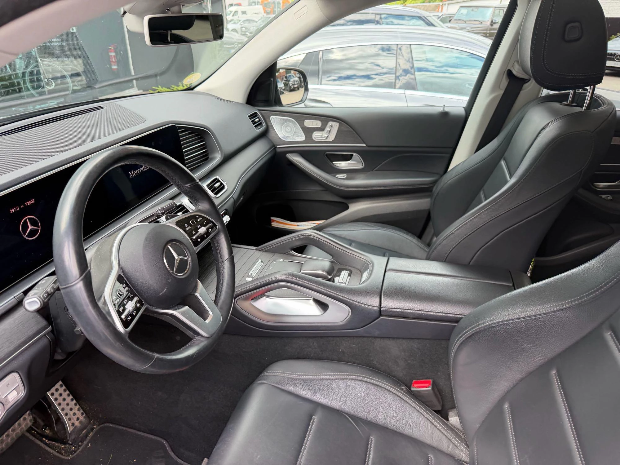 Mercedes-Benz GLE 350 d SUV AMG LINE + LEDER + PANORAMISCH DAK + AIRMATIC + BURMESTER +