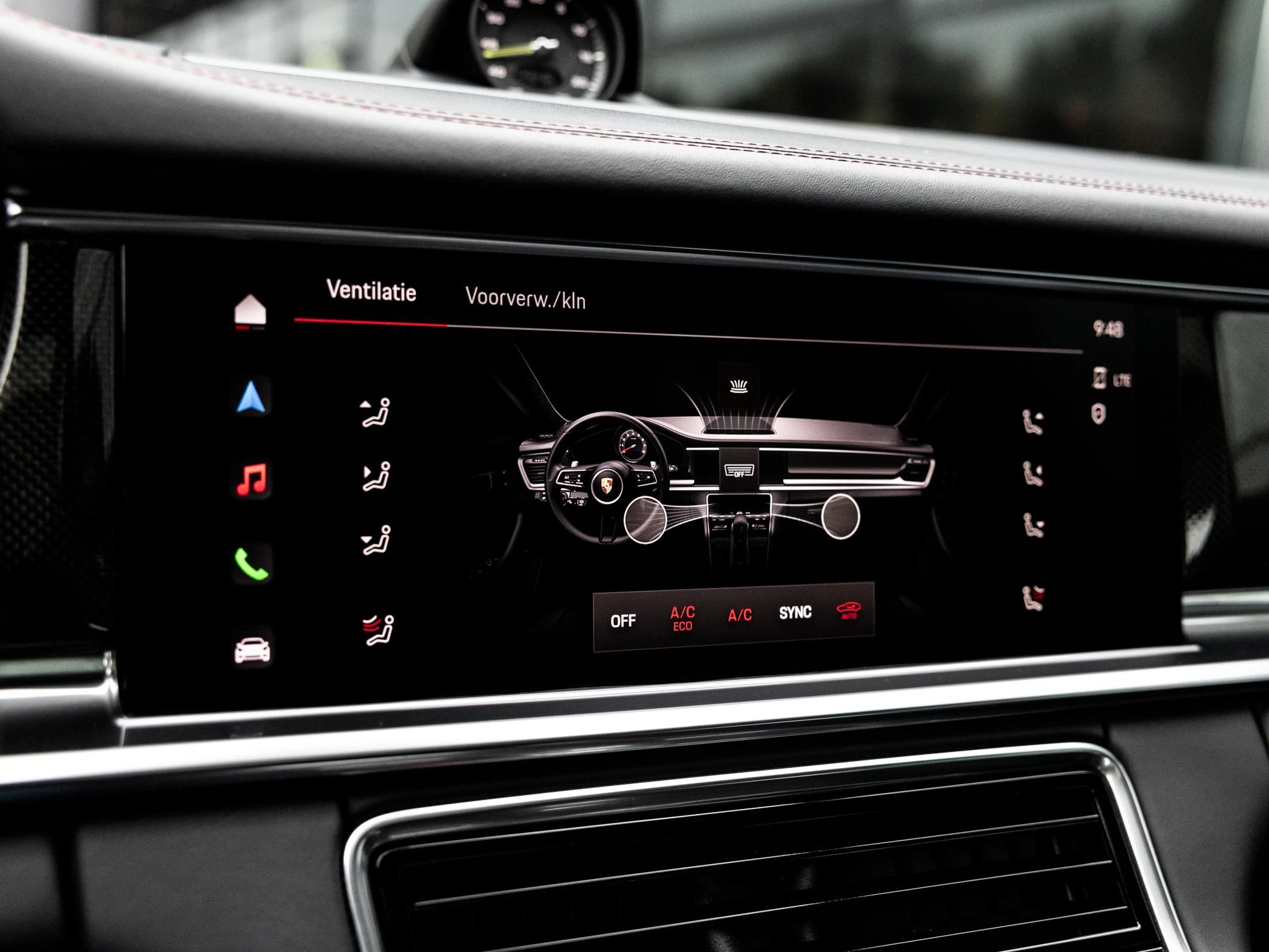 Porsche-Panamera-image-13