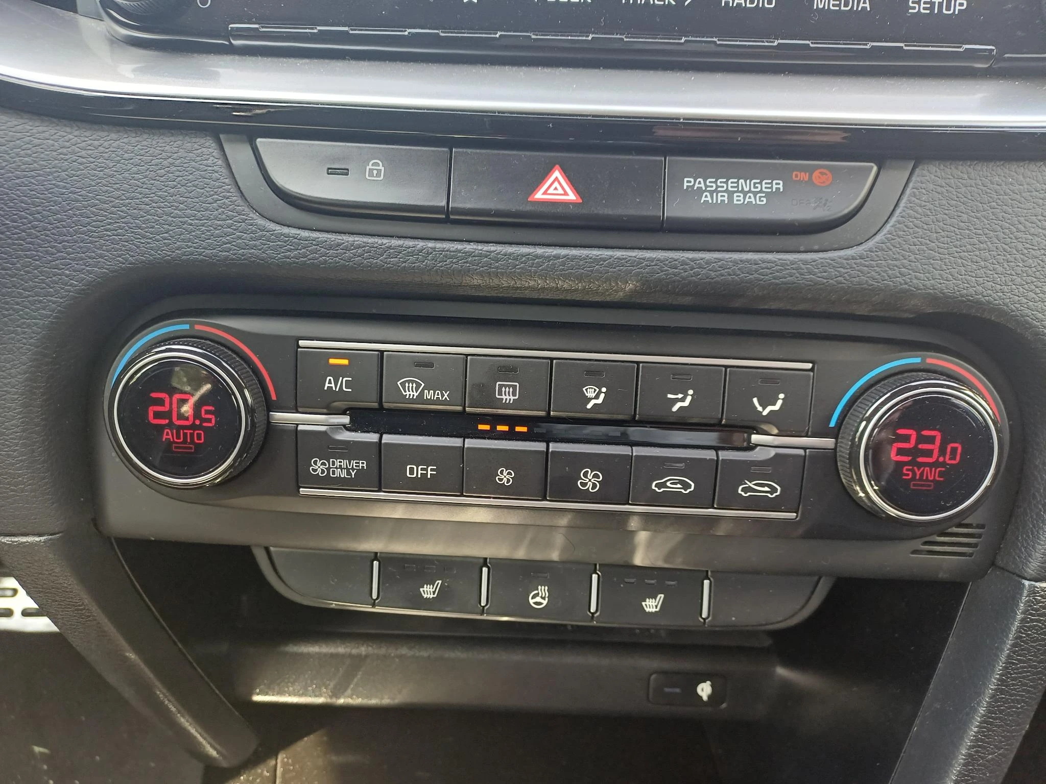 Kia-XCeed-image-12