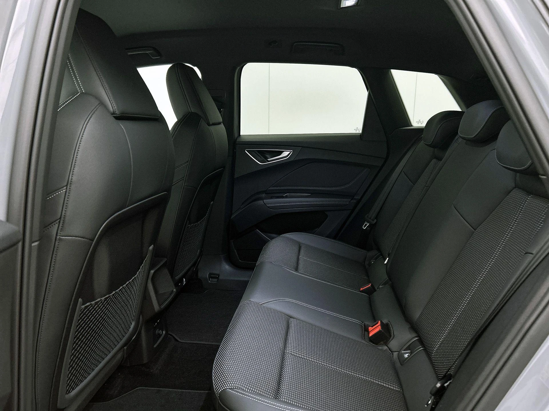 Audi-Q4 e-tron-image-26