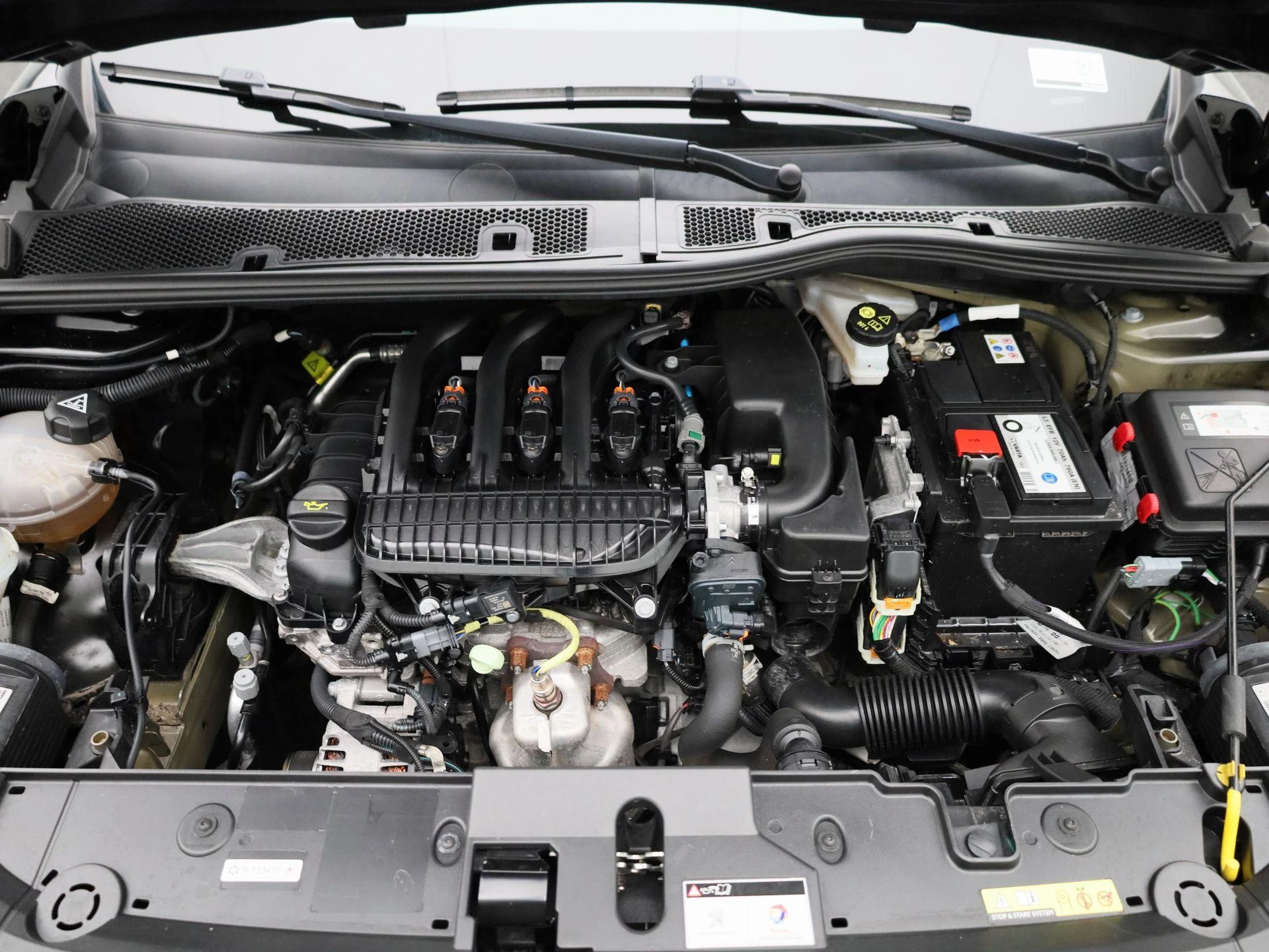 Peugeot-208-image-30