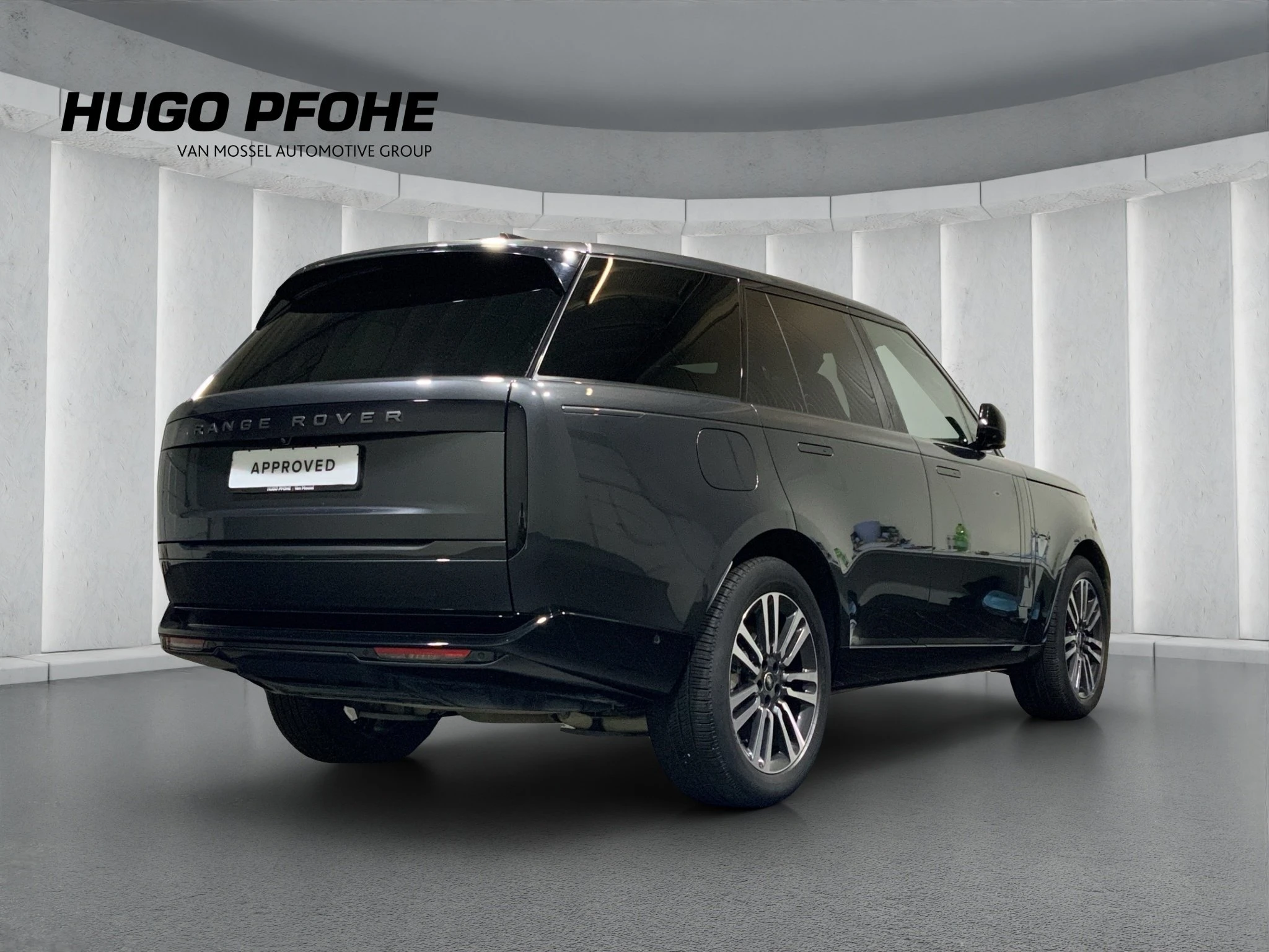 Land Rover-Range Rover-image-1