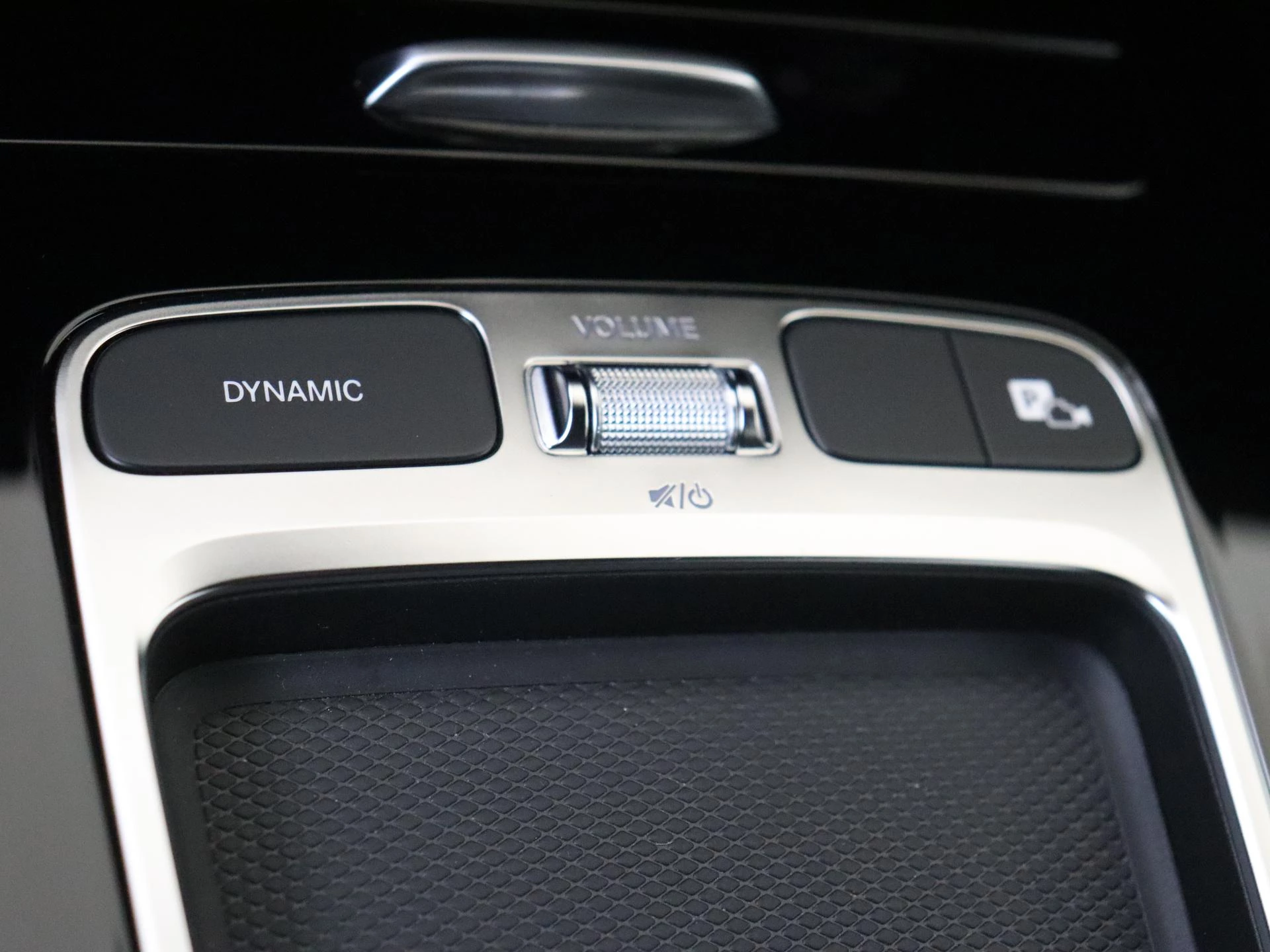 Mercedes-Benz-A-Klasse-image-20