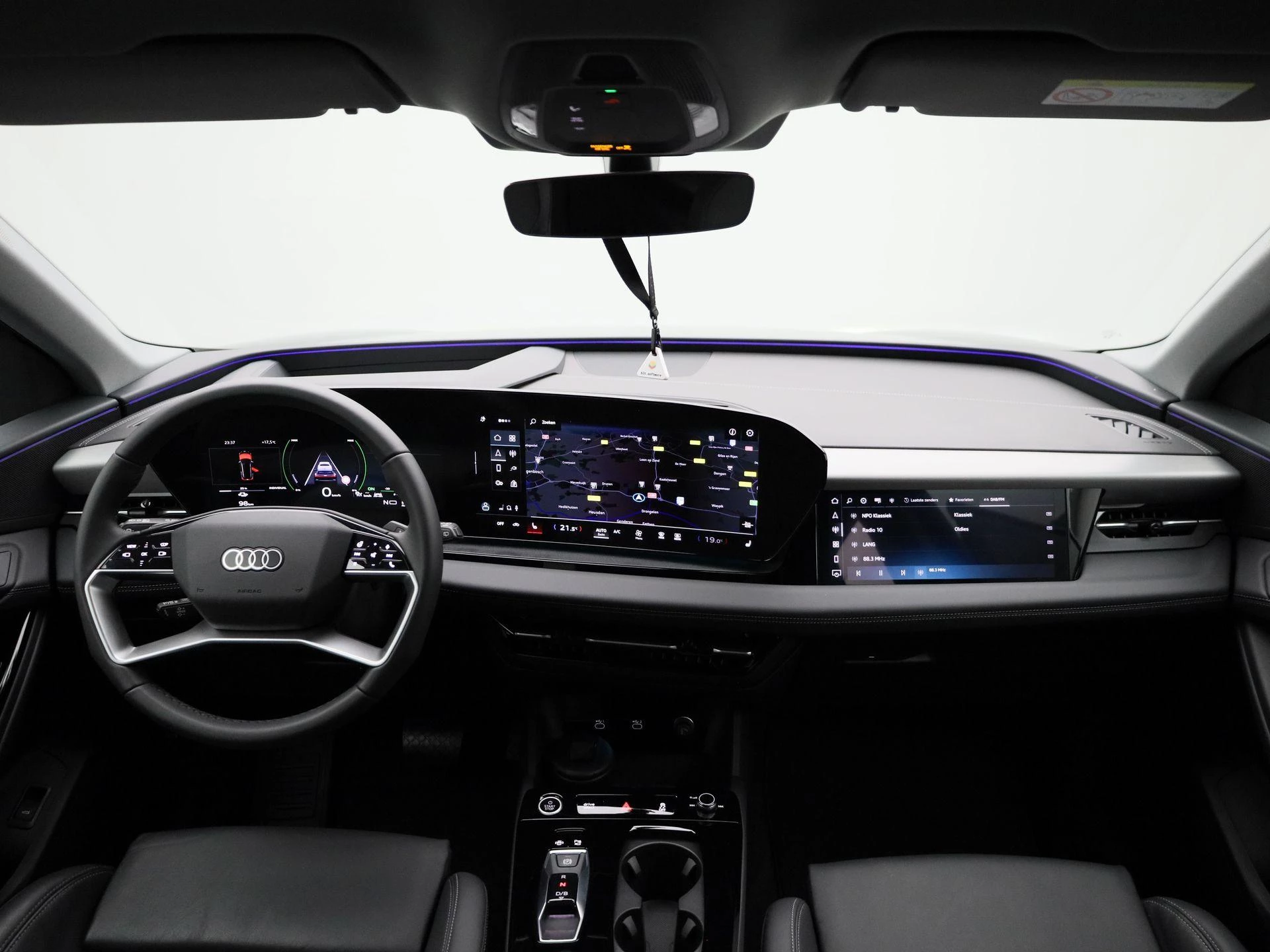 Audi-Q6 e-tron-image-47