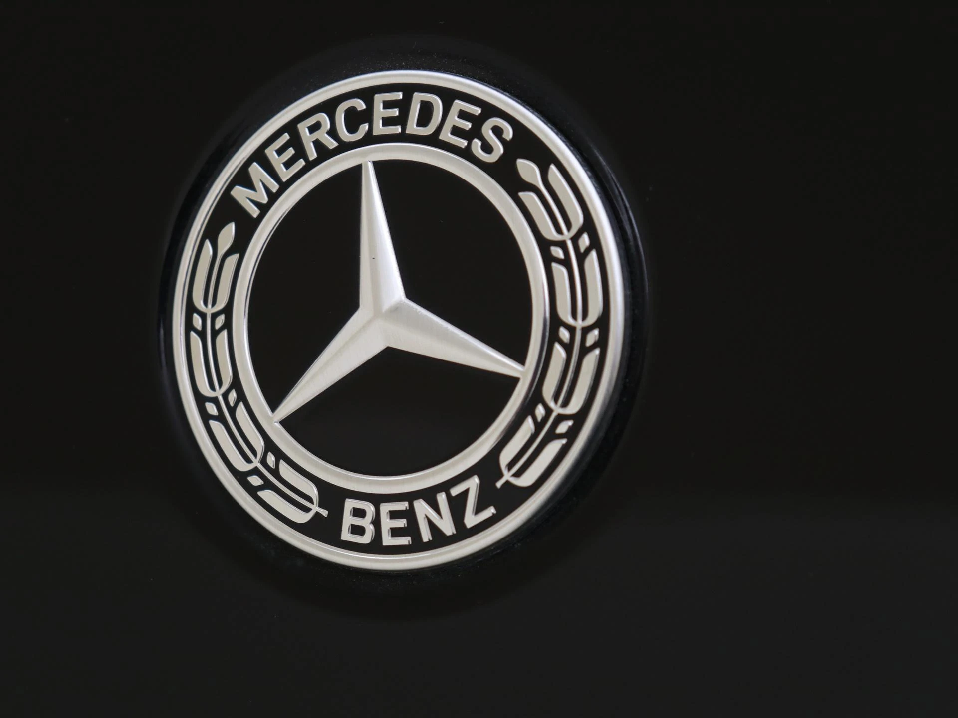 Mercedes-Benz-GLA-image-29