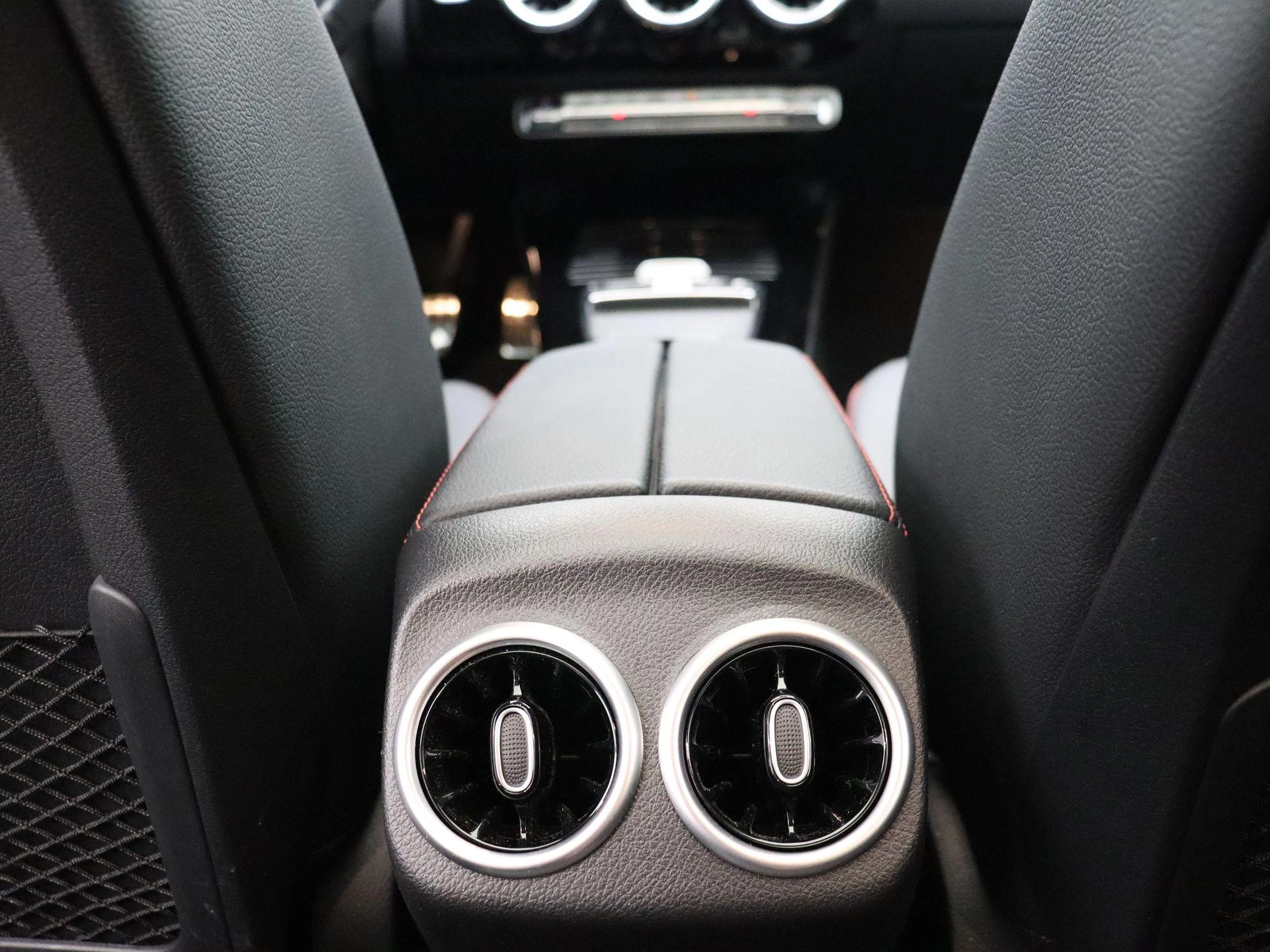 Mercedes-Benz Classe A 250 e AMG Line + MULTIBEAM LED + PANORAMISCH DAK + CARPLAY +