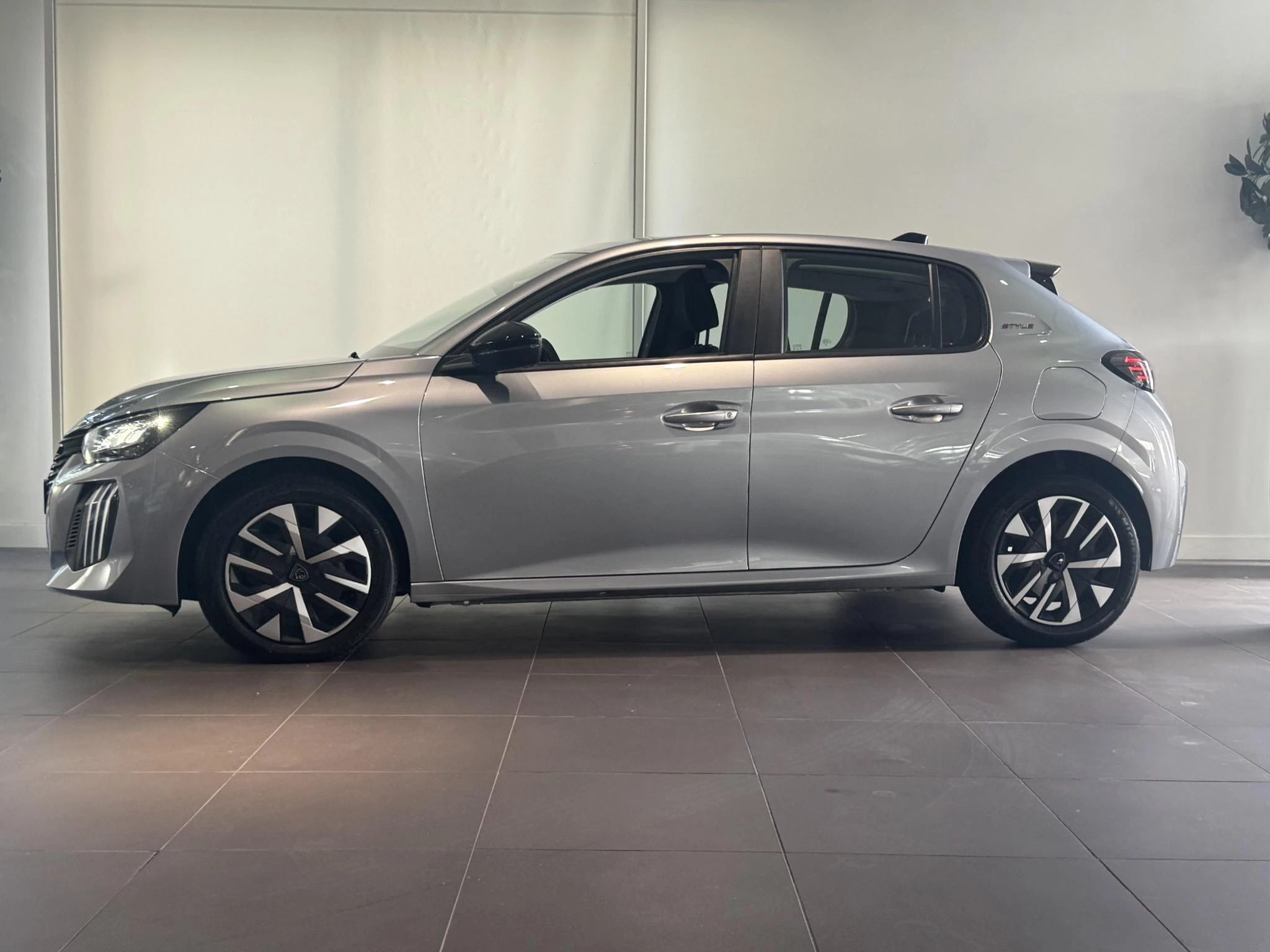 Peugeot 208 1.2 PureTech 100 Style