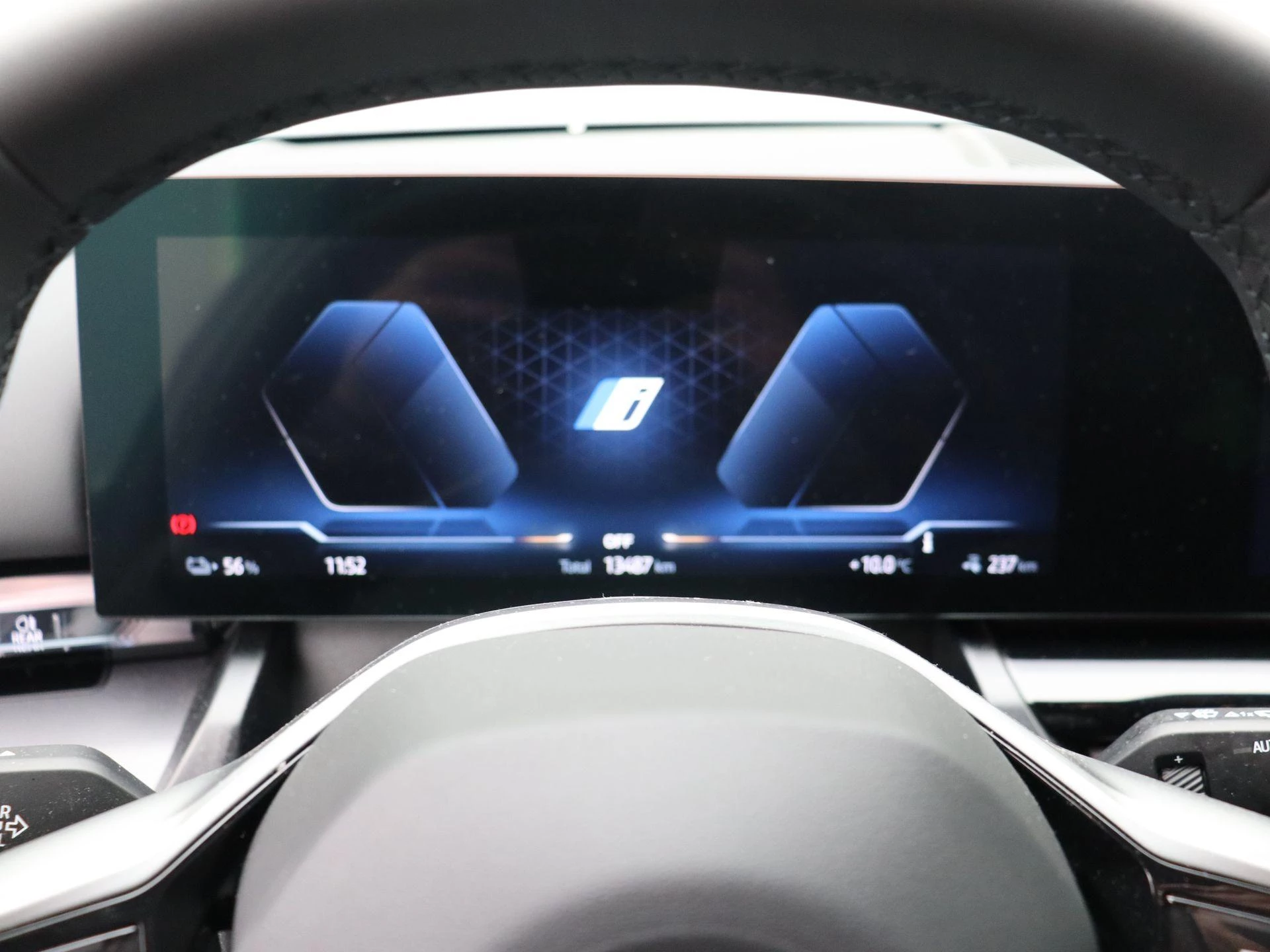 BMW-i5-image-14