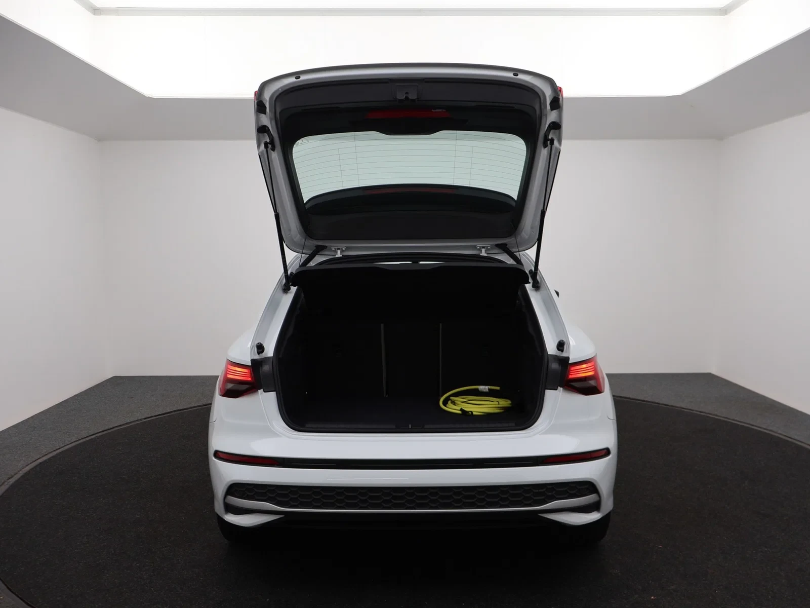 Audi A3 Sportback PHEV Audi A3 Sportback Advanced 40 TFSI e 204pk / DEMO