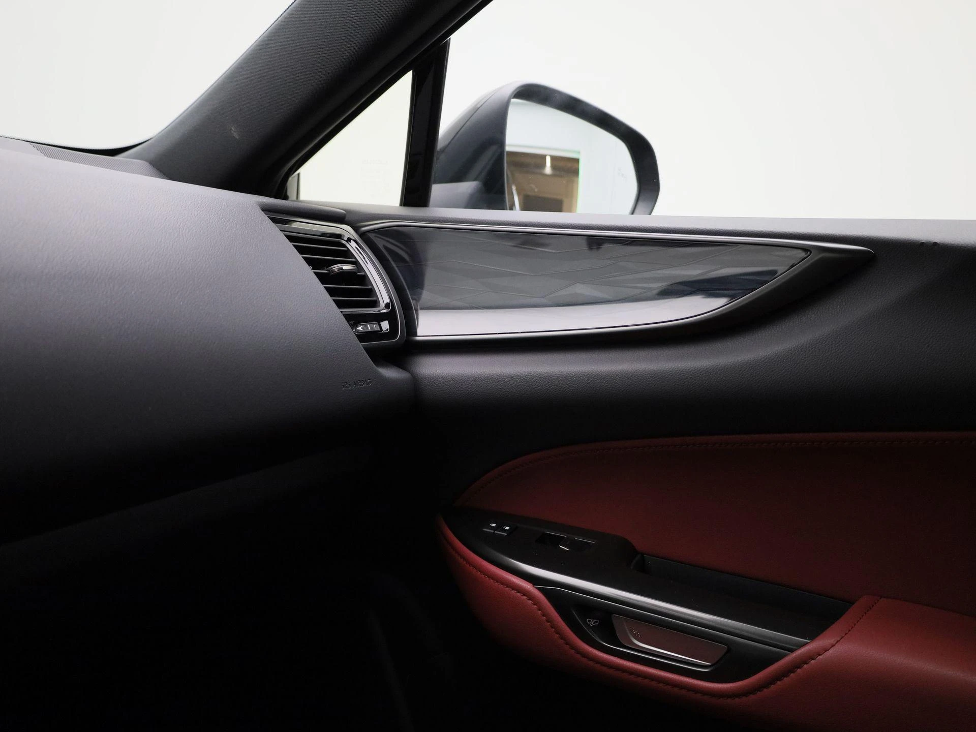 Lexus-NX-image-28