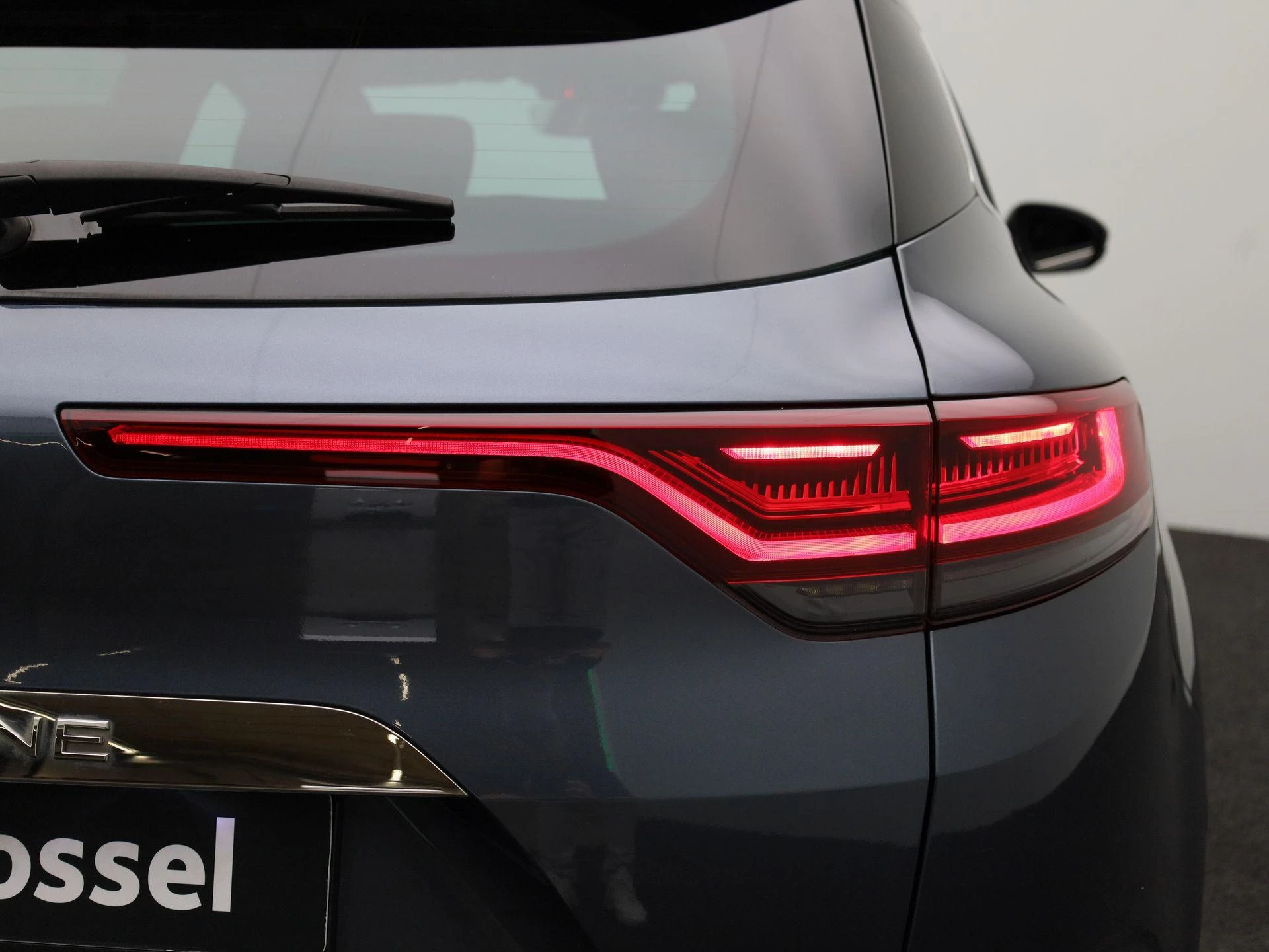 Renault-Mégane Grand Tour-image-33