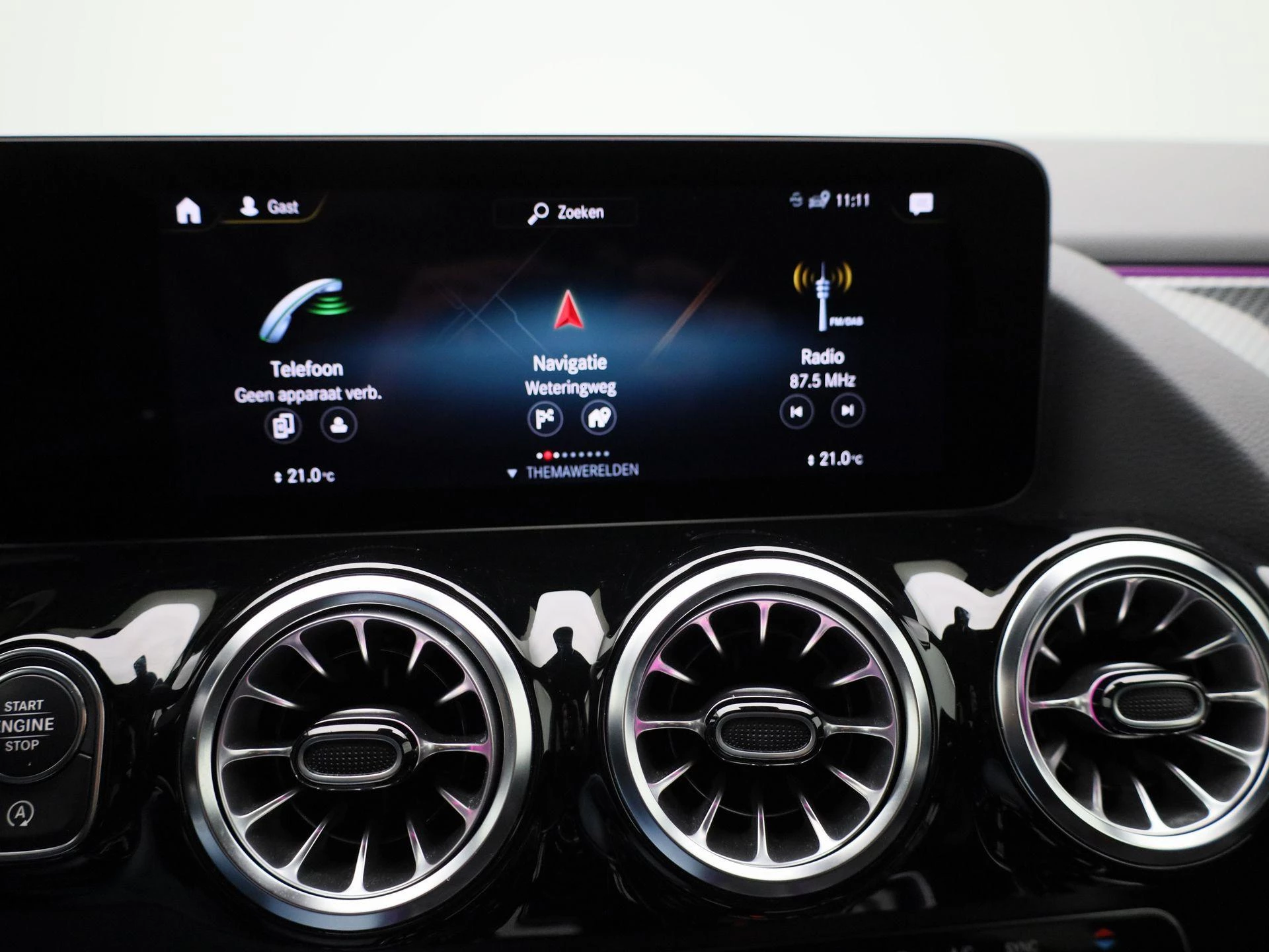 Mercedes-Benz-B-Klasse-image-19