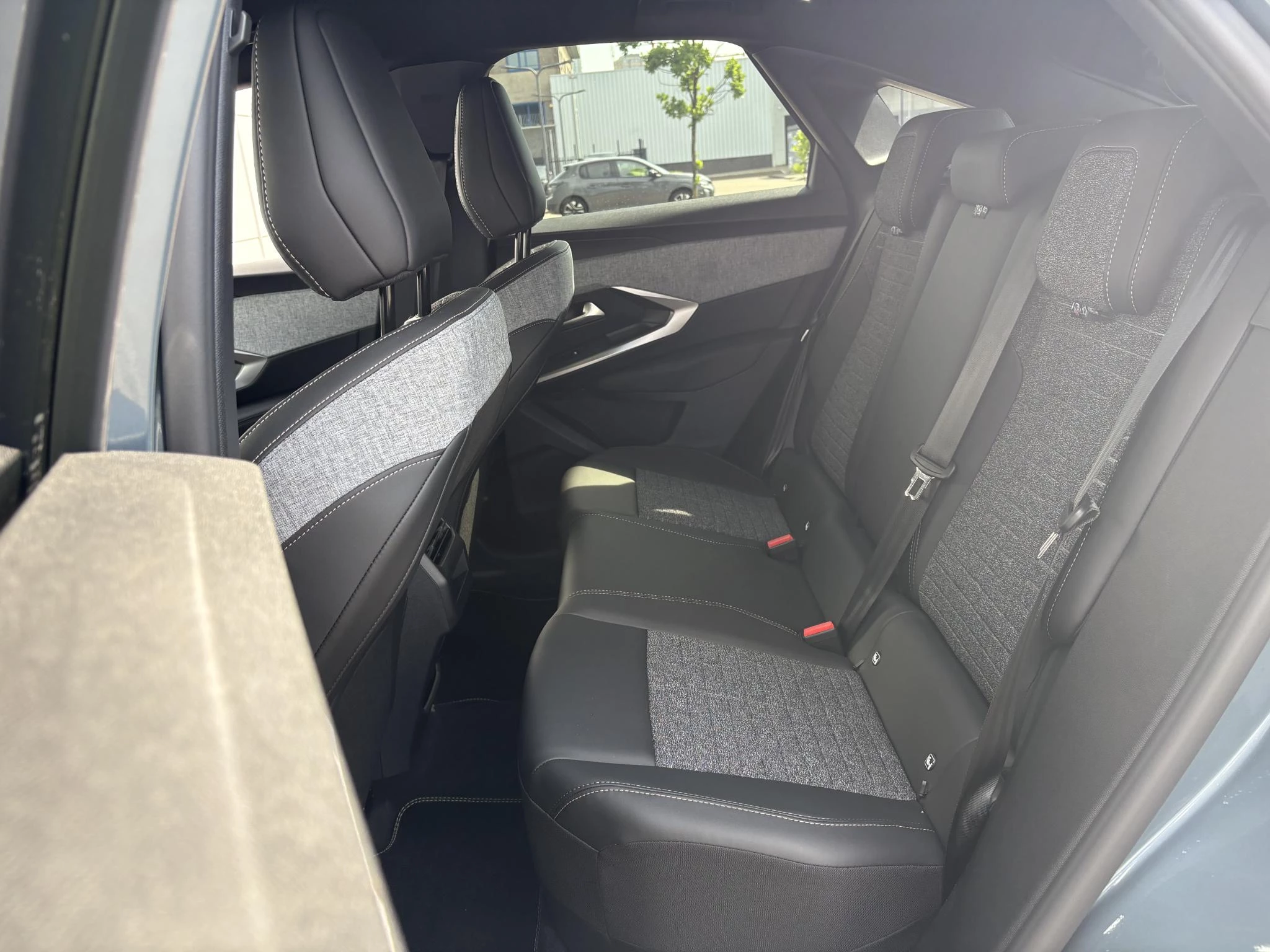 Peugeot 3008 1.2 Hybrid 145 Allure