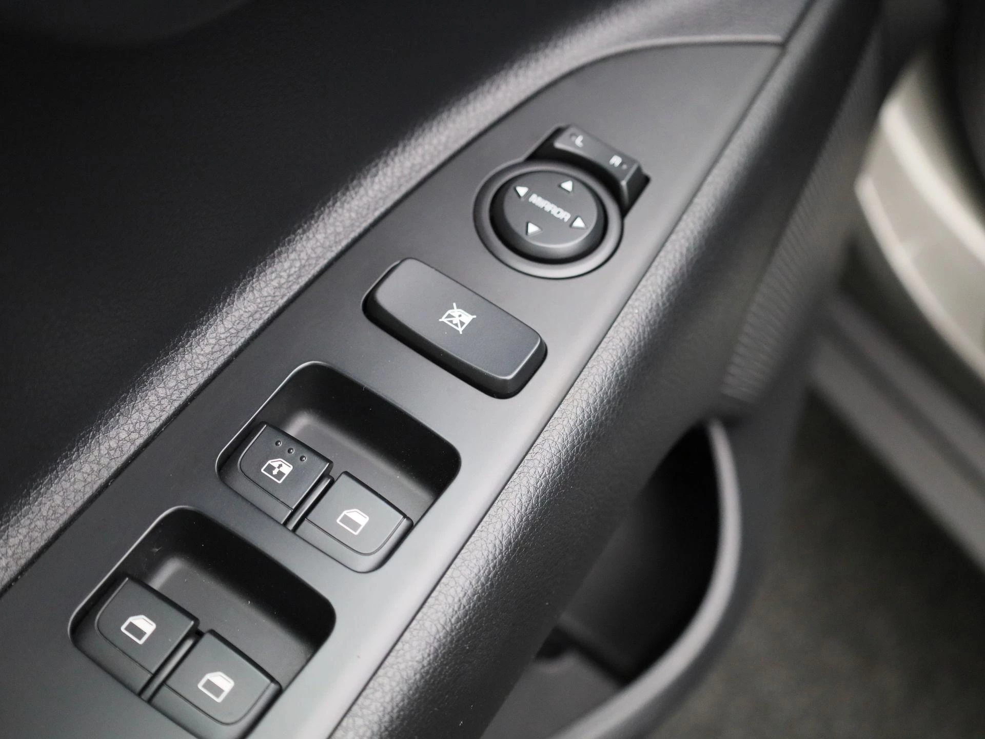 Kia Stonic 1.0 T-GDi MHEV DynamicLine