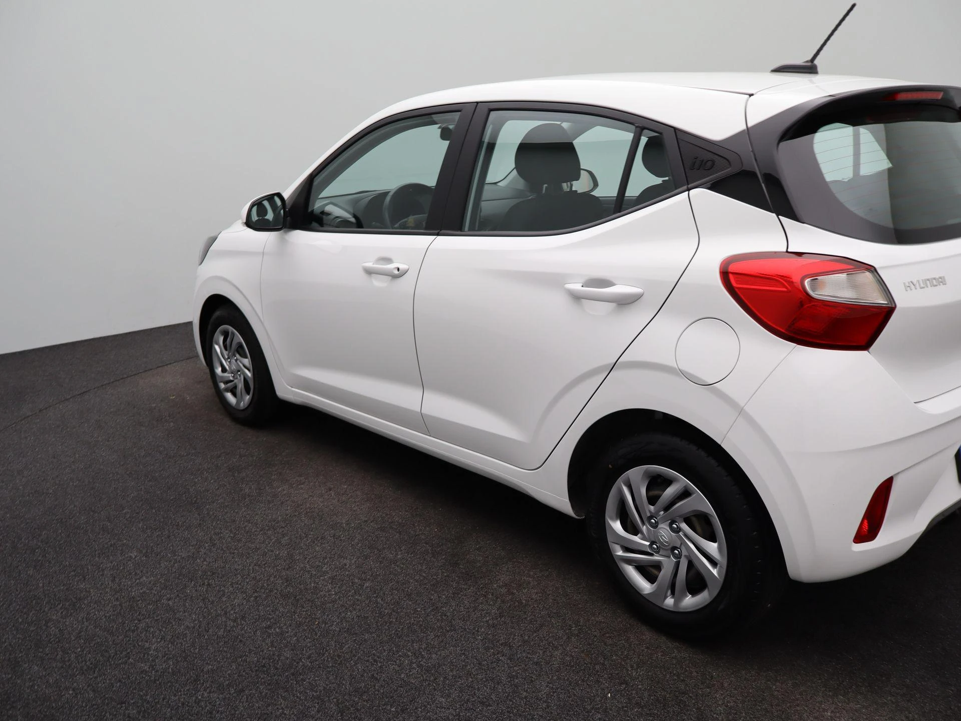 Hyundai-i10-image-32