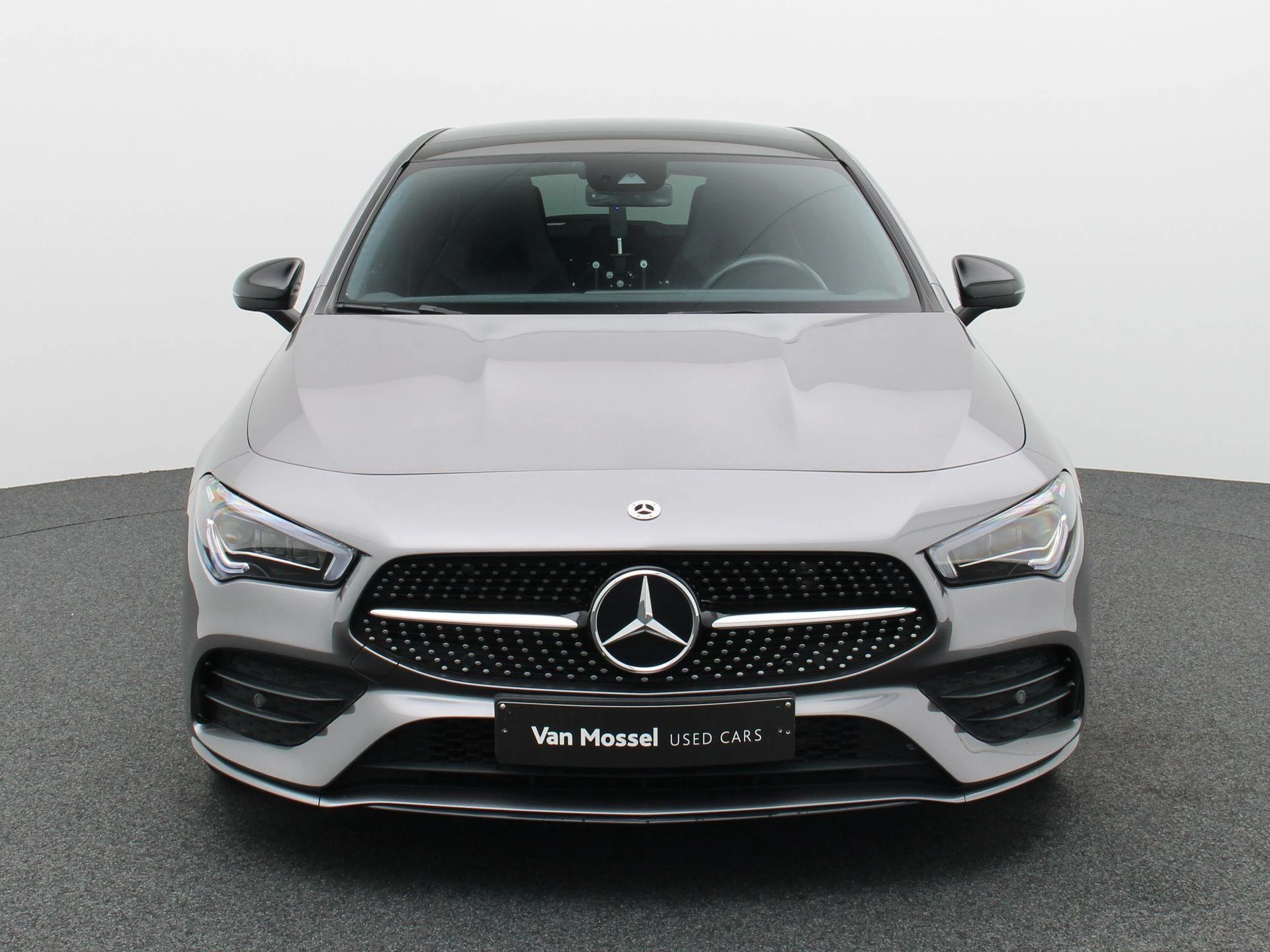 Mercedes-Benz CLA 200 AMG Line Shooting Brake + PANORAMISCH DAK + MULTIBEAM LED + CARPLAY +