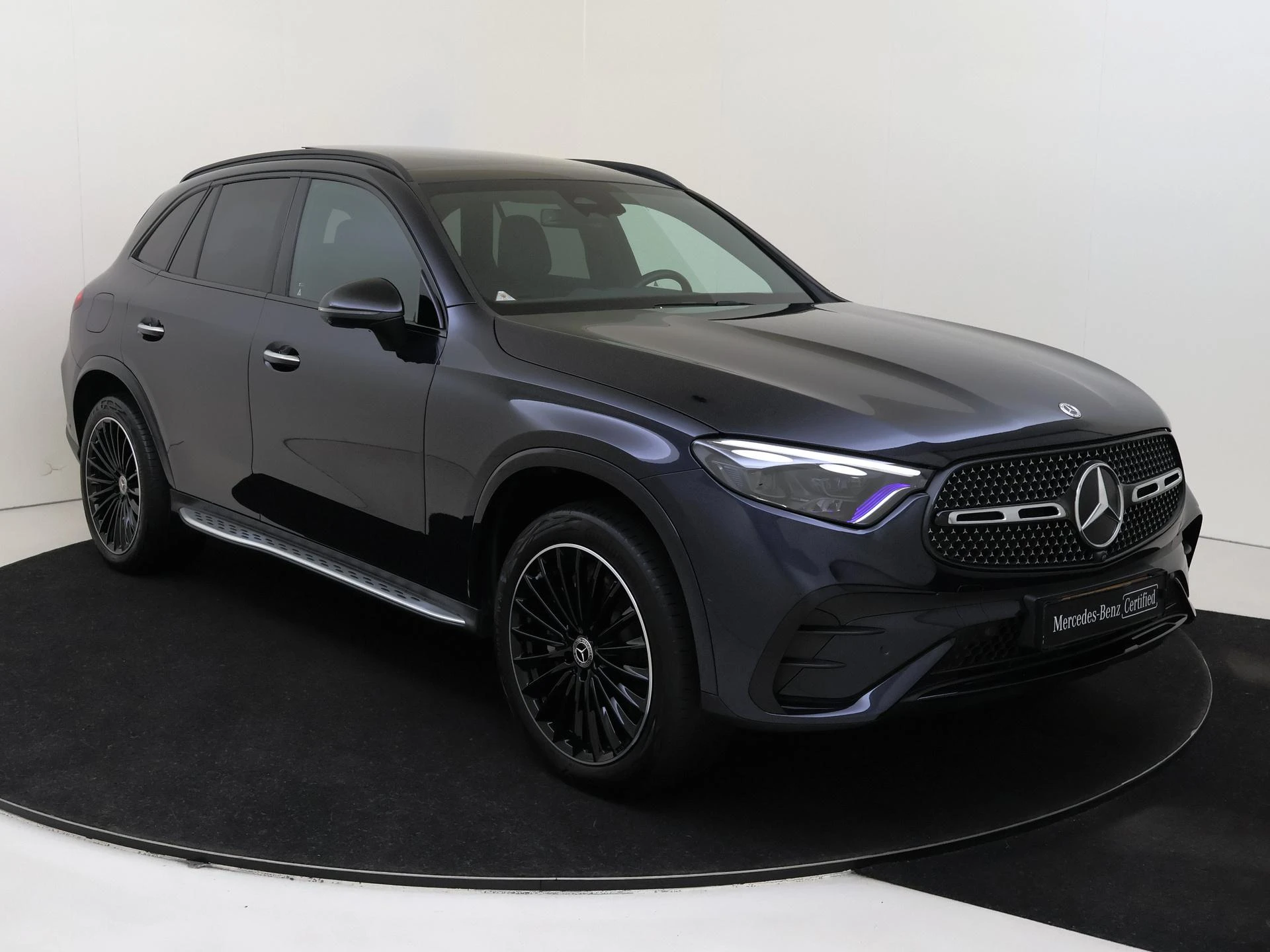 Mercedes-Benz-GLC-image-1