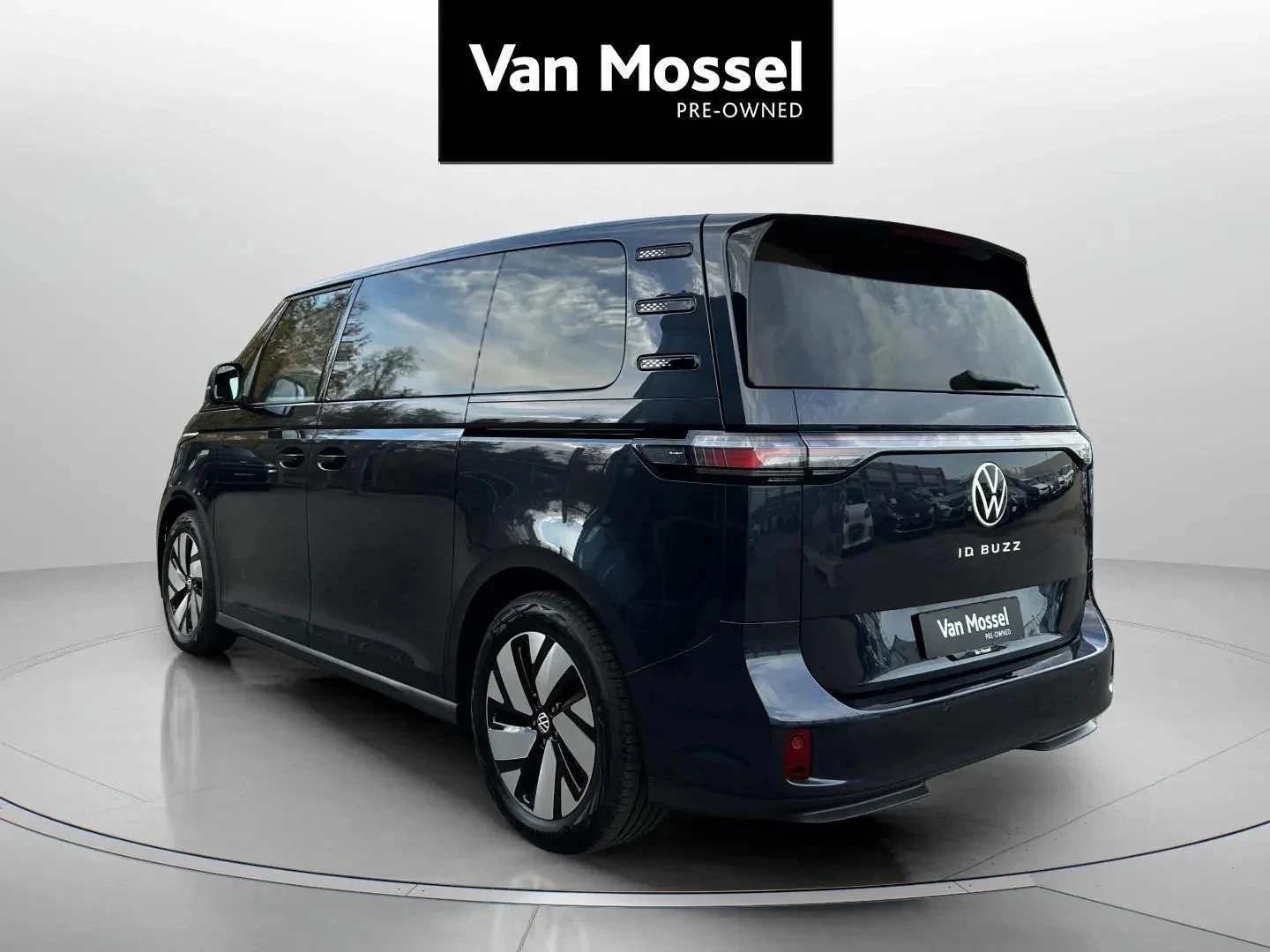 Volkswagen-ID. Buzz-image-6