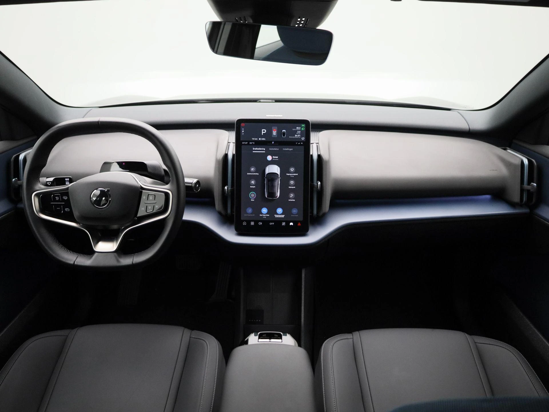 Volvo-EX30-image-33