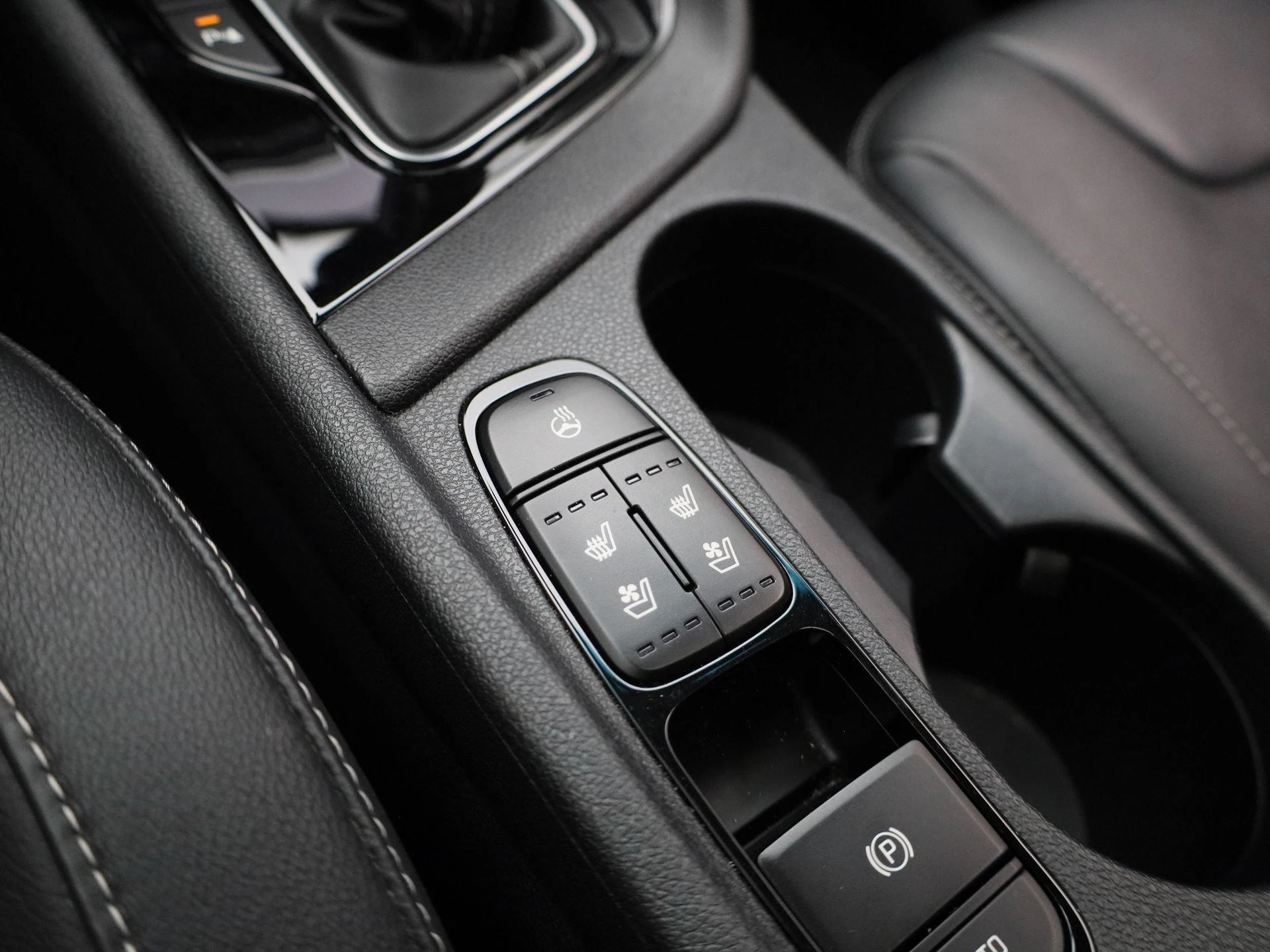 Kia-Niro-image-30
