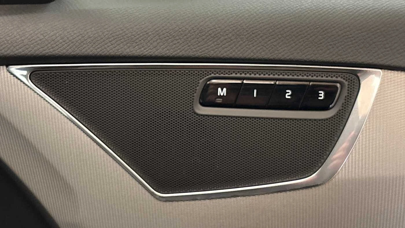 Volvo-XC90-image-25