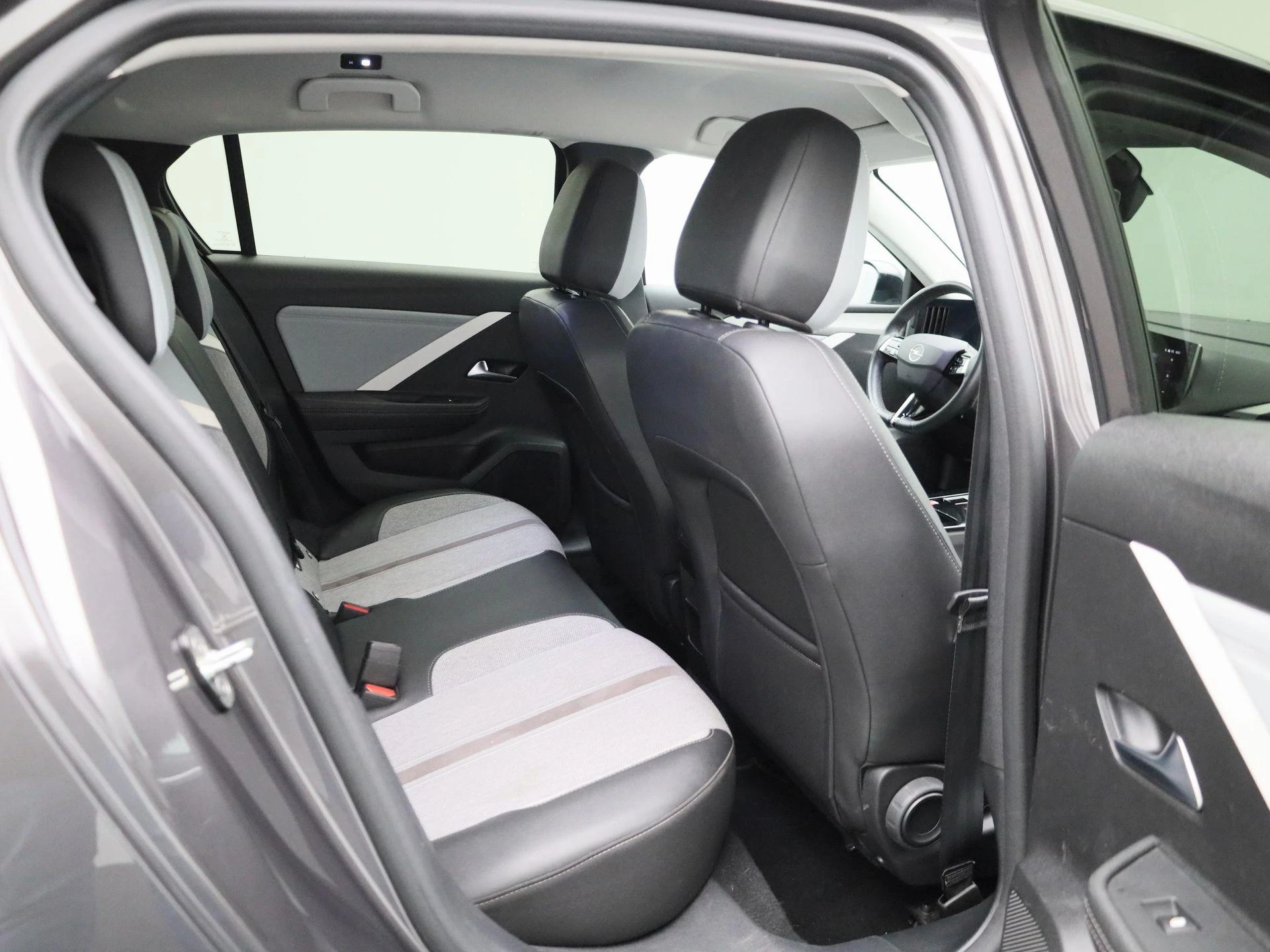 Opel-Astra-image-33