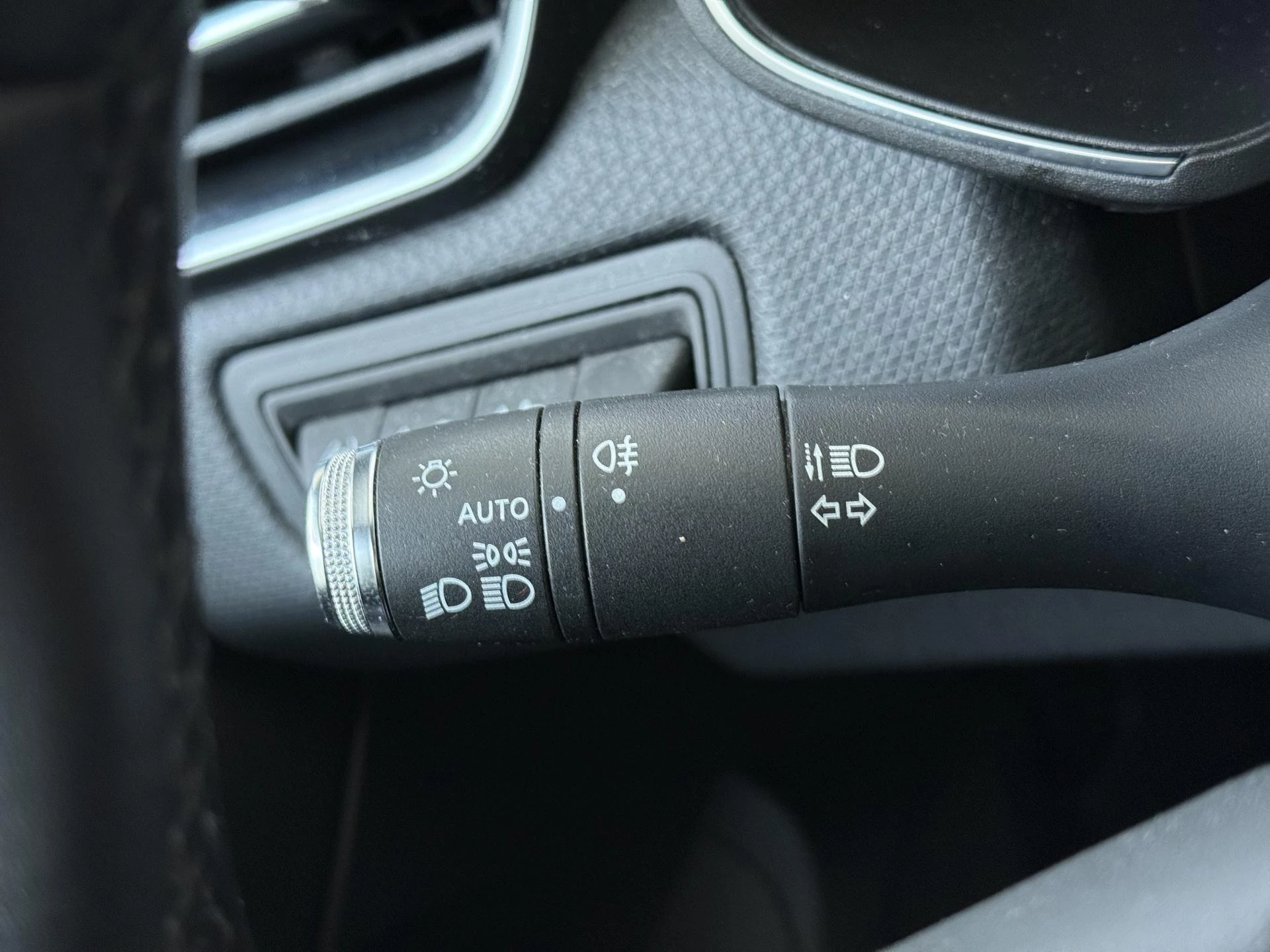 Renault Clio 1.0 TCe Intens