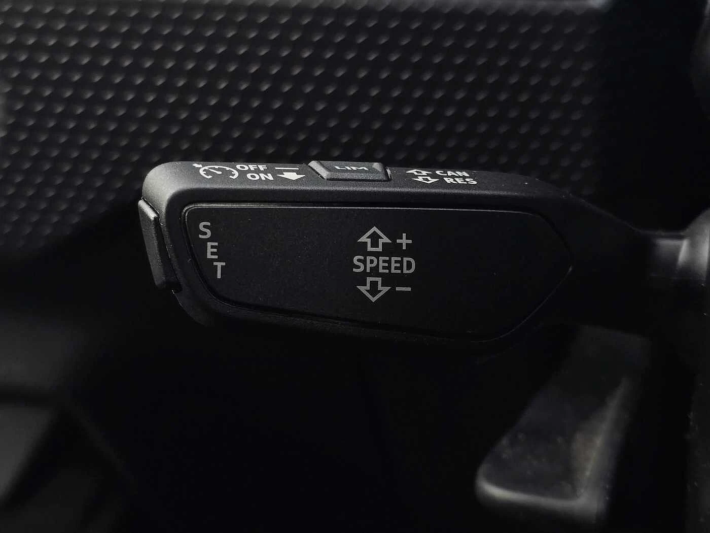 Audi-A1 Sportback-image-24
