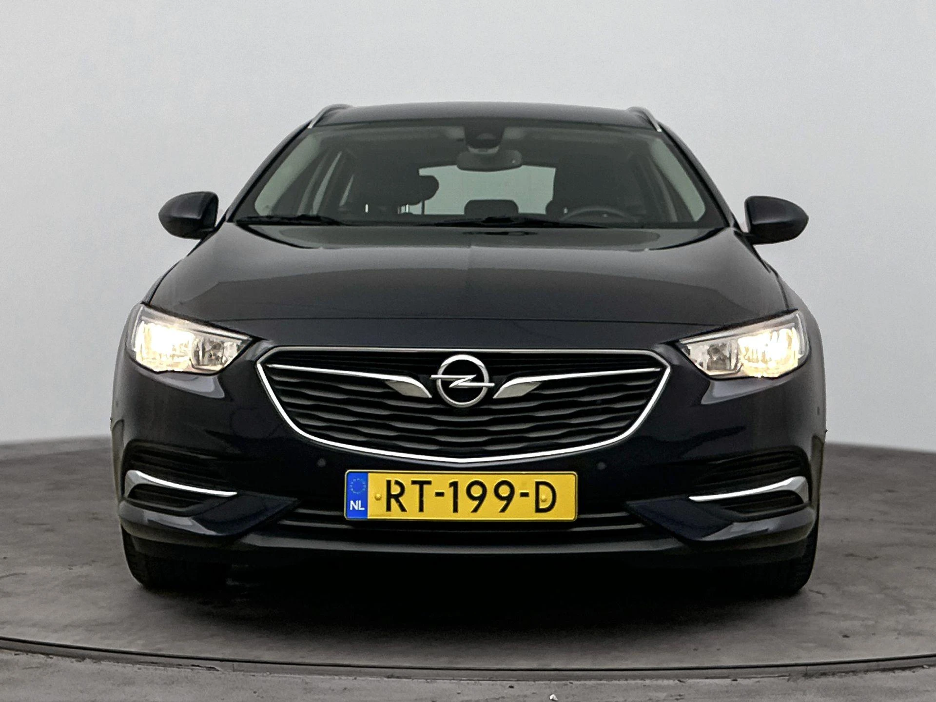 Opel-Insignia-image-4